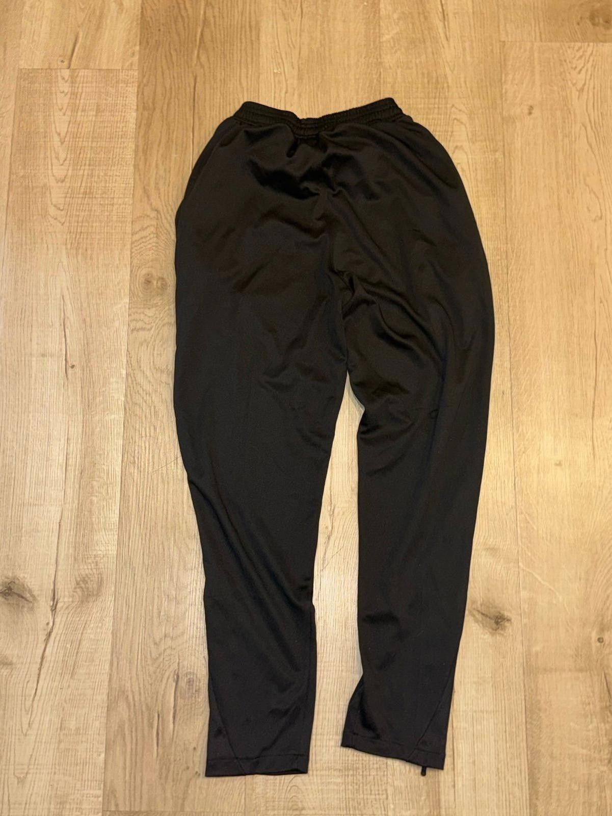 Nike Nike FC Barcelona Jogger Sweatpants Mens SM Vintage Y2K Size US 30 / EU 46 - 4 Thumbnail