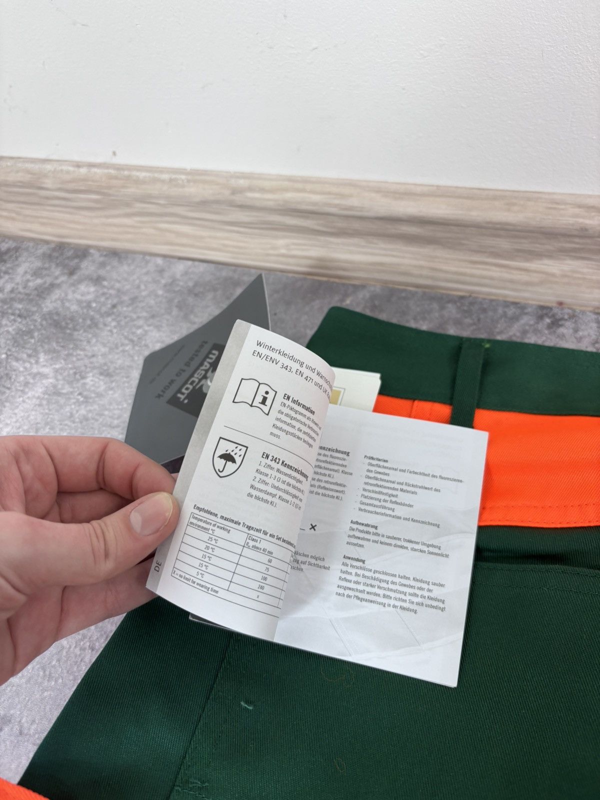 Other Mascot Men’s NWT Reflective Green/Orange Safety Cargo Pants Size US 32 / EU 48 - 19 Thumbnail