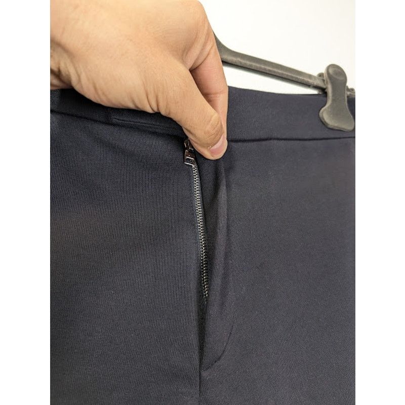 Alexander McQueen o1rshd1 FITS SMALL Sweatpants & Joggers in Black Size US 32 / EU 48 - 8 Thumbnail