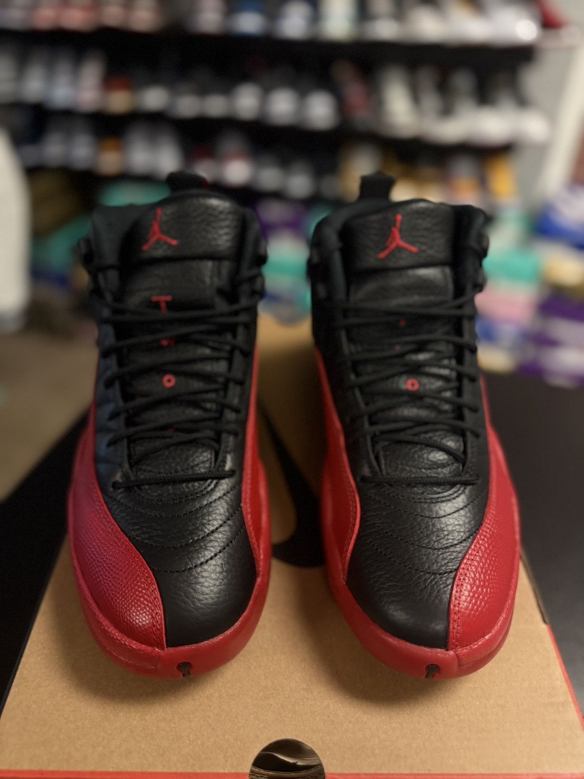 Jordan Brand × Nike Jordan 12 Flu Game Size 10.5 (2025) Brand New Size US 10.5 / EU 43-44 - 8 Thumbnail