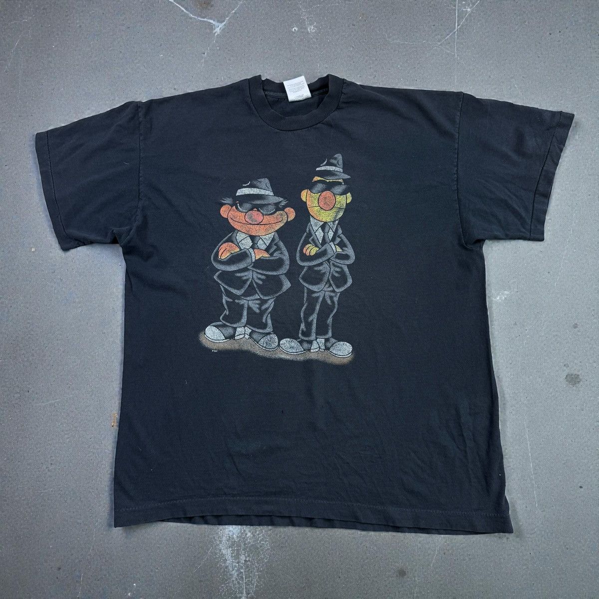 Vintage Screen Stars muppets men in black 1997 vintage t-shirt XL Size US XL / EU 56 / 4 - 1 Thumbnail