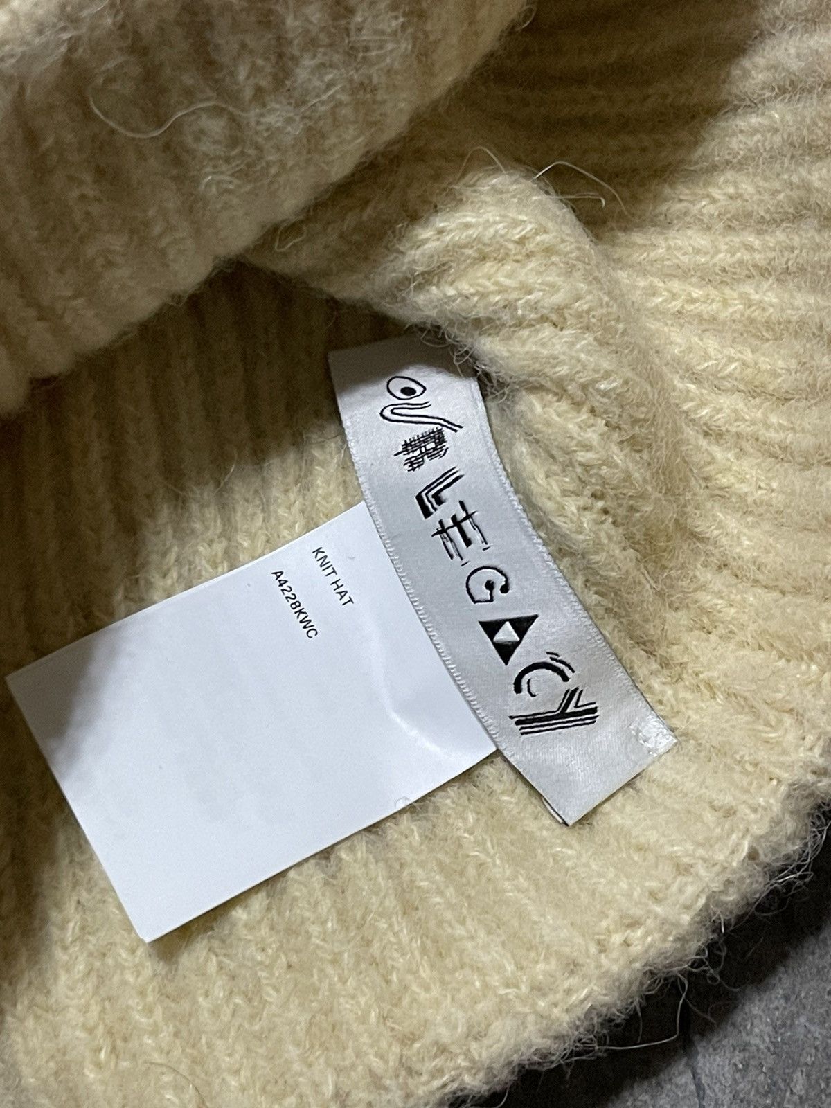 Our Legacy Our Legacy Silk Wool Beanie Size ONE SIZE - 4 Thumbnail