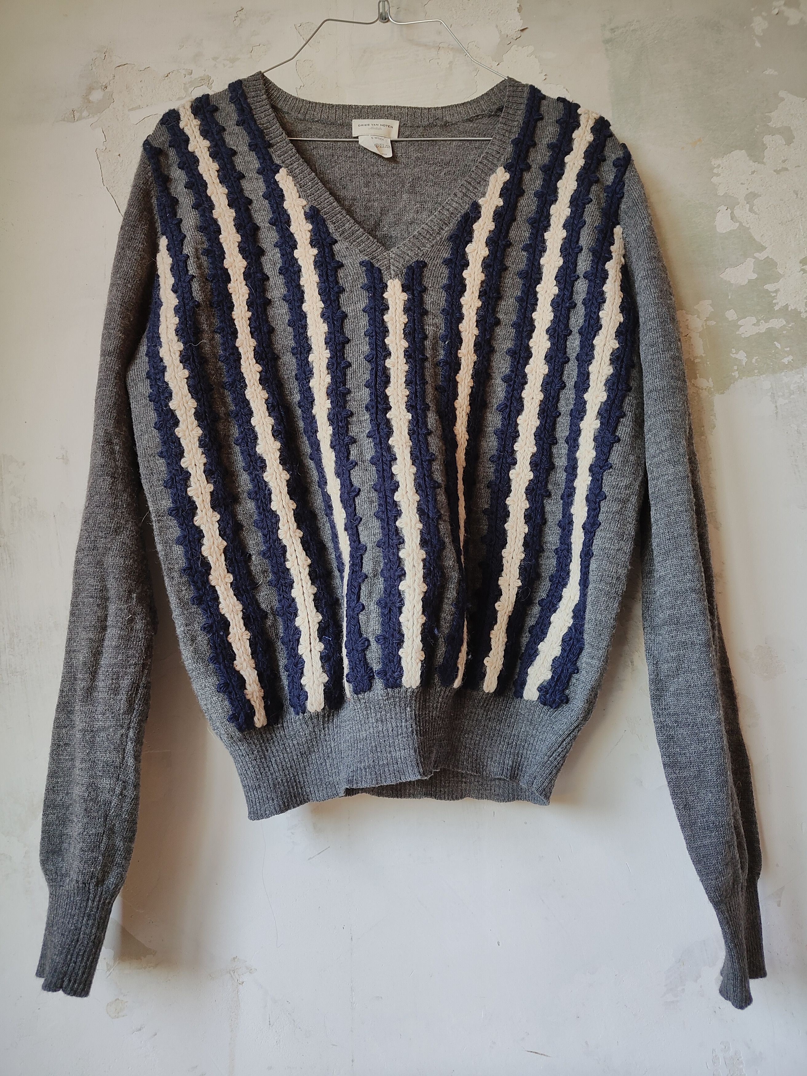 Dries Van Noten Vintage dries van noten sweater 100% wool pull jumper Size US M / EU 48-50 / 2 - 1 Thumbnail