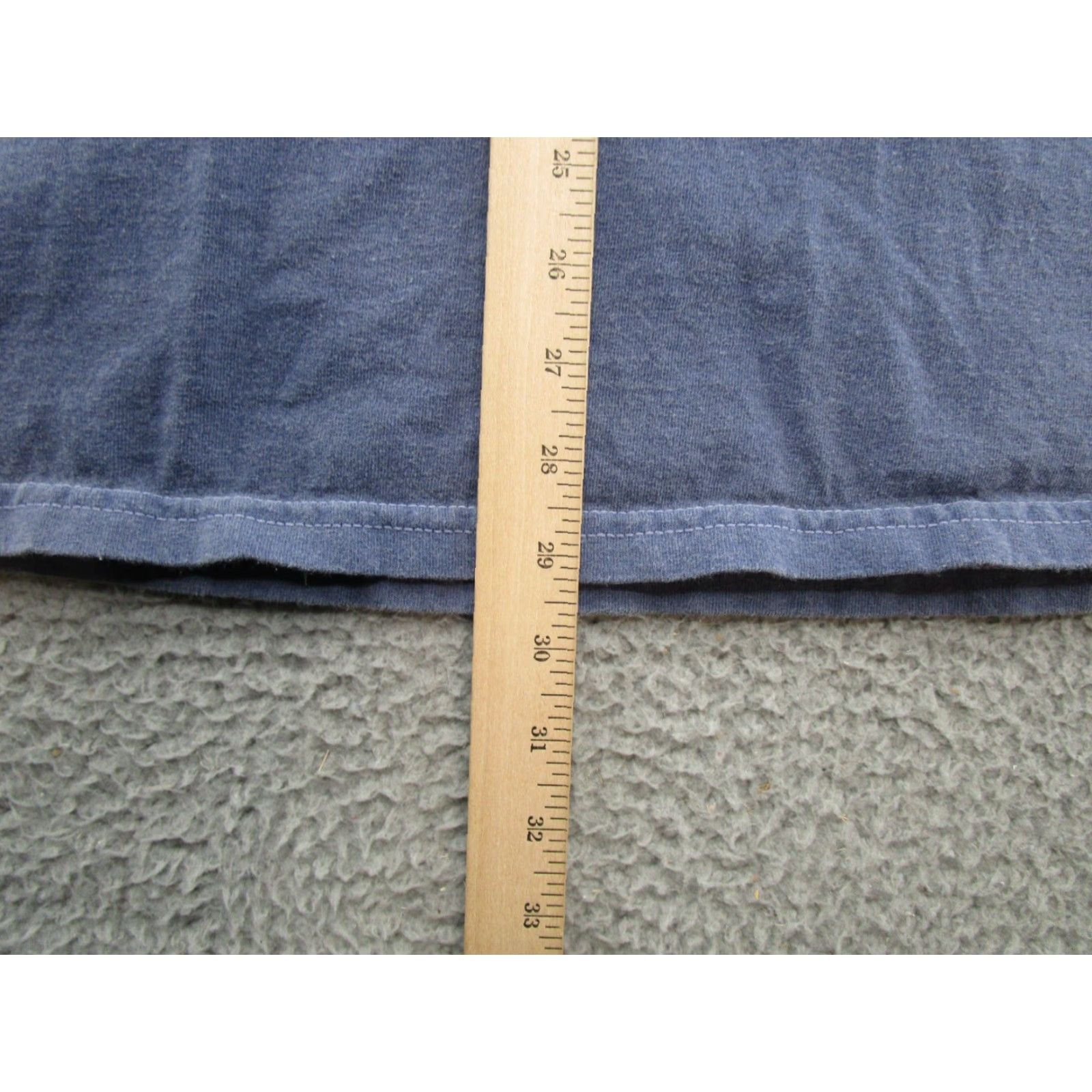 Gildan VTG Milwaukee West Yard Iowa Graphic T-Shirt Mens XL Blue Size US XL / EU 56 / 4 - 7 Thumbnail