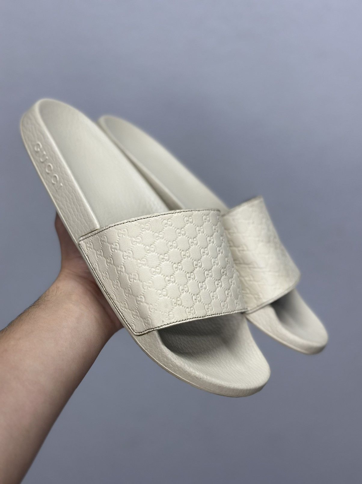 Gucci Gucci microguccissima Slides Cream Monogram Pattern Sandals Size US 10 / EU 43 - 1 Thumbnail