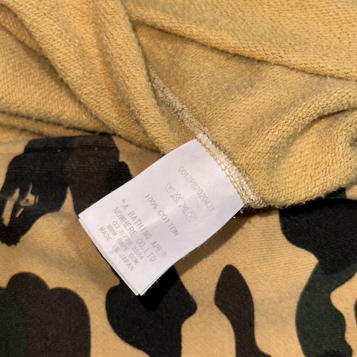 Bape 1st Camo Shark Full Zip Hoodie Size US S / EU 44-46 / 1 - 6 Thumbnail