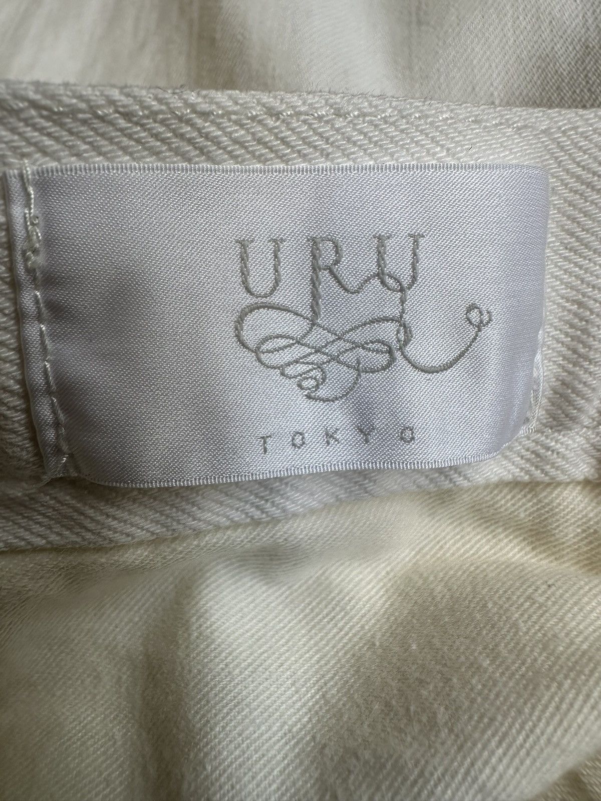 Uru 13FW URU - White denim jeans Size US 33 - 18 Thumbnail