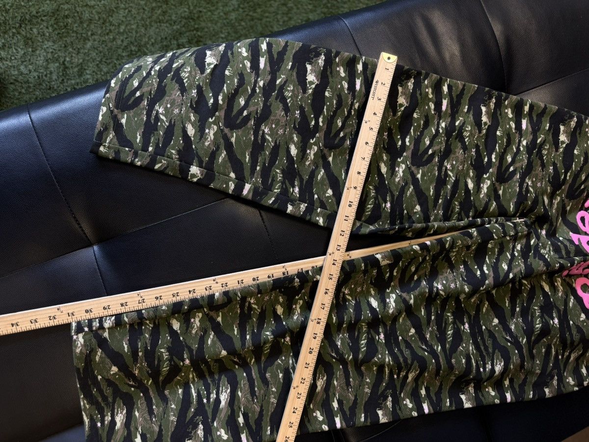 Sp5der Sp5der Worldwide Camo/Pink Sweatpants Size L (NEW) Size US 33 - 11 Thumbnail
