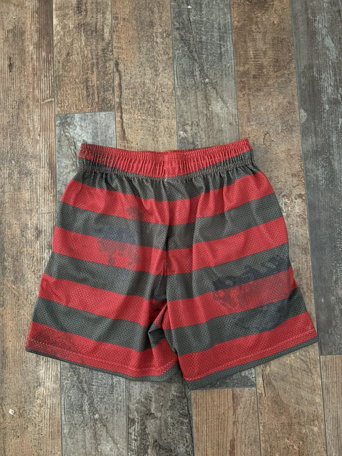 Eric Emanuel Eric Emanuel Freddy Krueger shorts medium Size US 30 / EU 46 - 2 Thumbnail