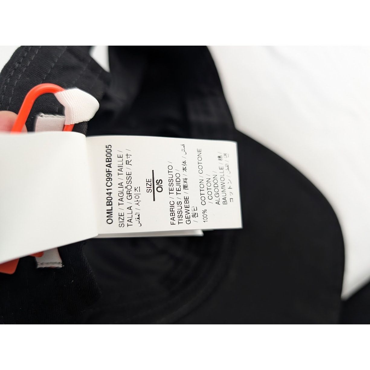 Off-White o1rshd1 Q:2 / Arrow Baseball Cap in Black / White Size ONE SIZE - 9 Thumbnail