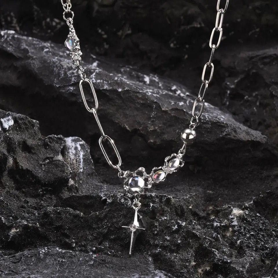 Jewelry Star Moonstone Necklaces Size ONE SIZE - 5 Thumbnail