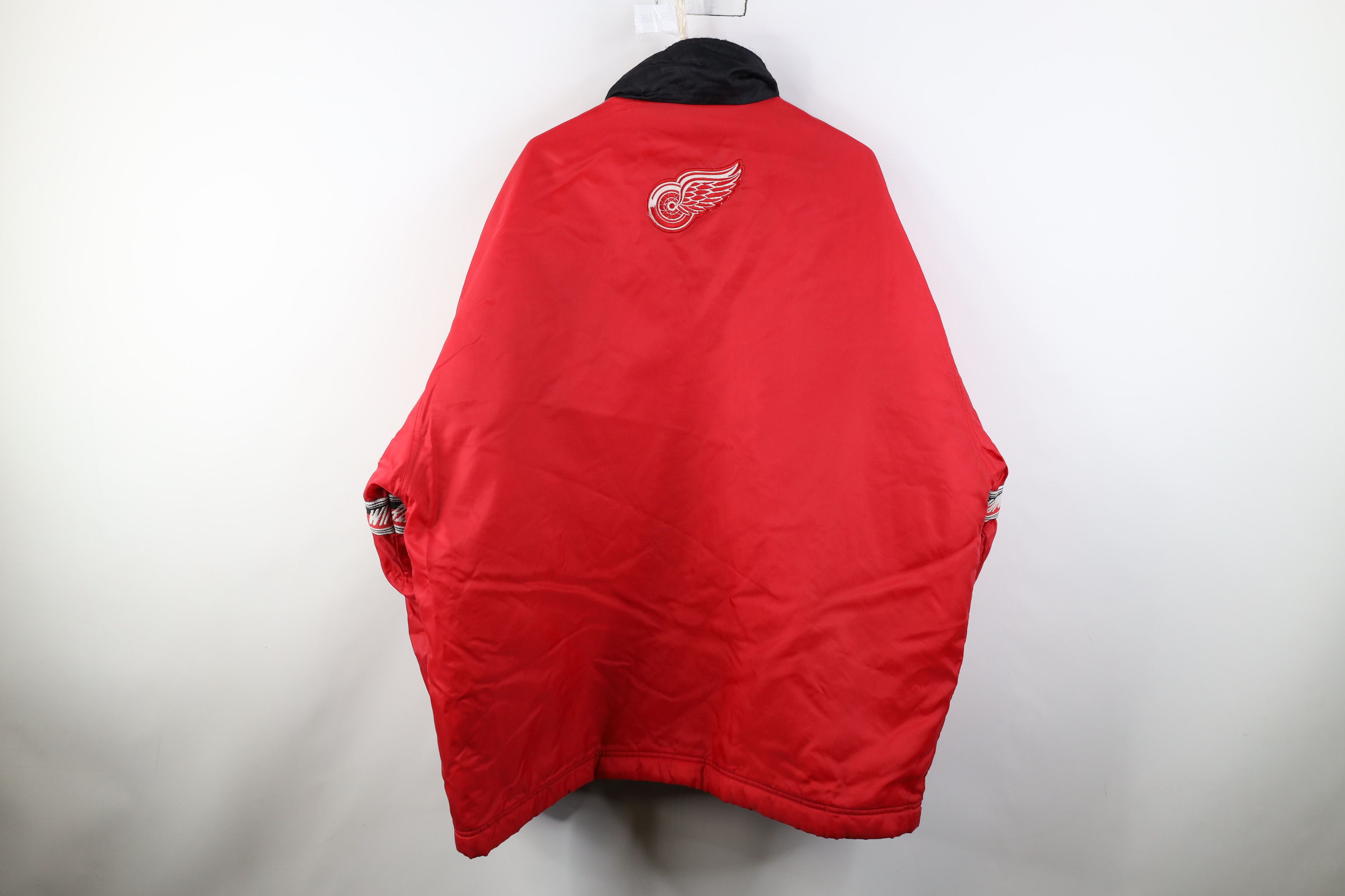 Vintage Vintage 90s Detroit Red Wings Hockey Quilted Puffer Jacket Size US XL / EU 56 / 4 - 16 Thumbnail