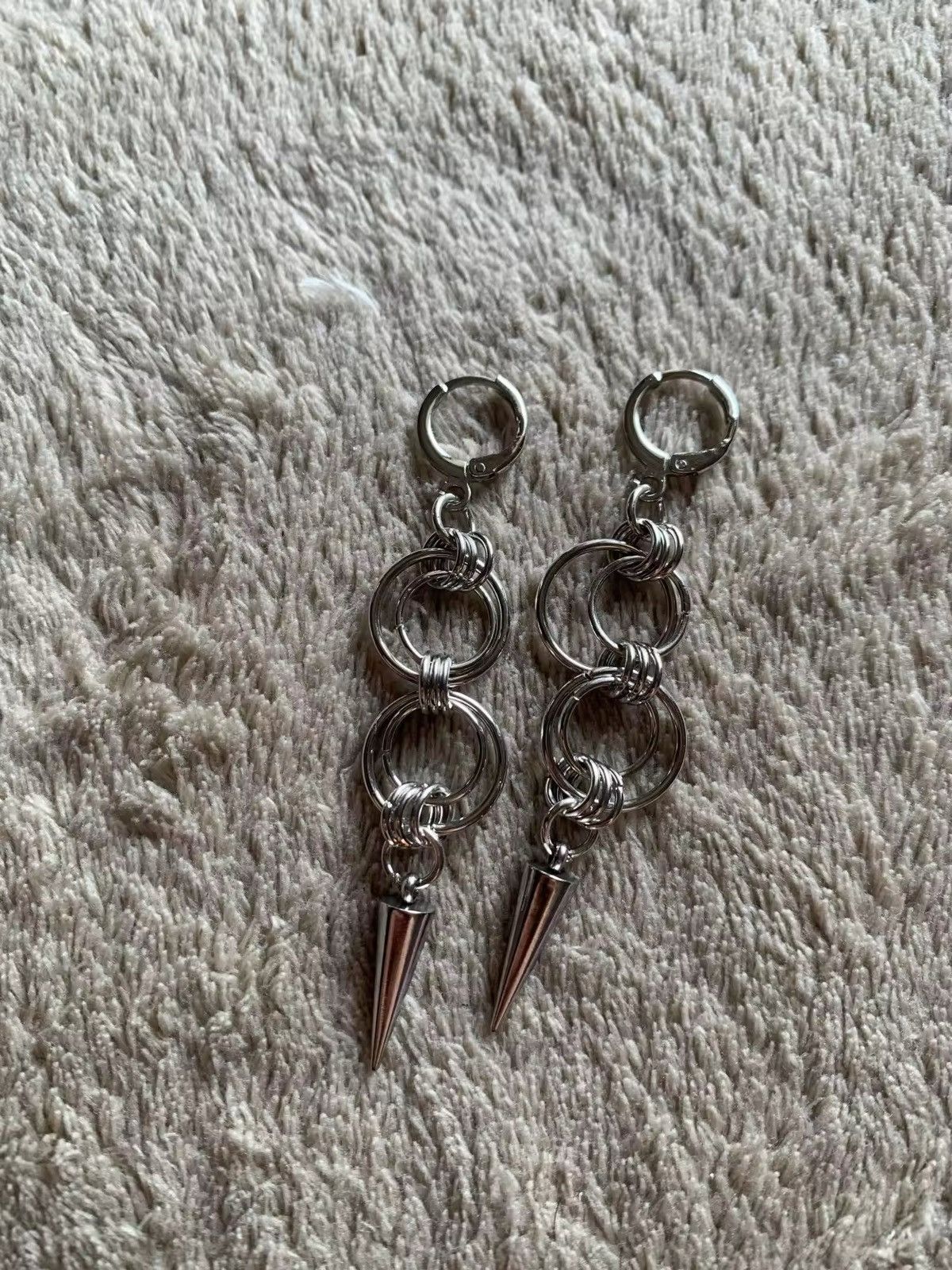 Vintage Stitching Hoop Rivet Drop Earring Size ONE SIZE - 3 Thumbnail