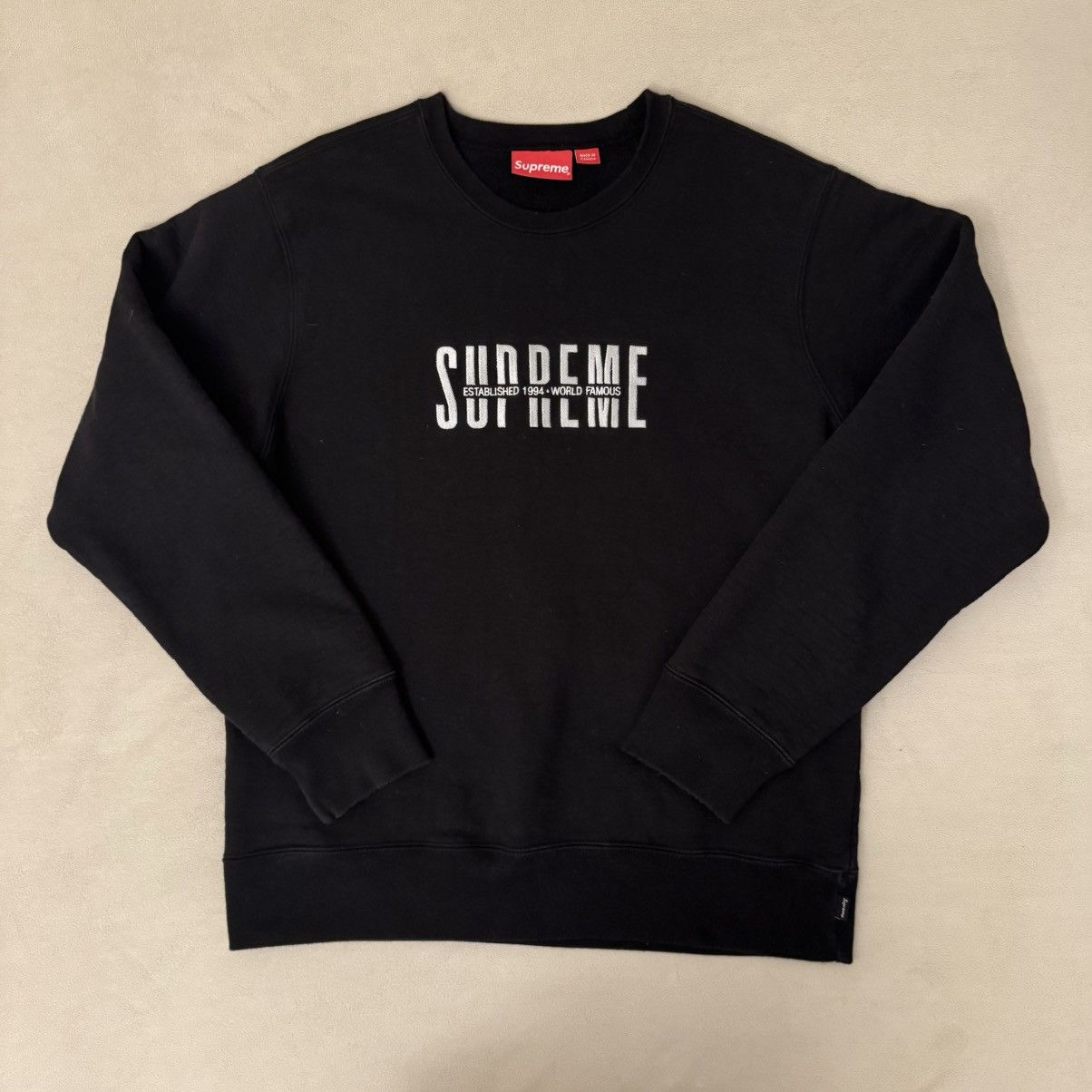 SupremeWorld Famous crewneck Sweatshirt