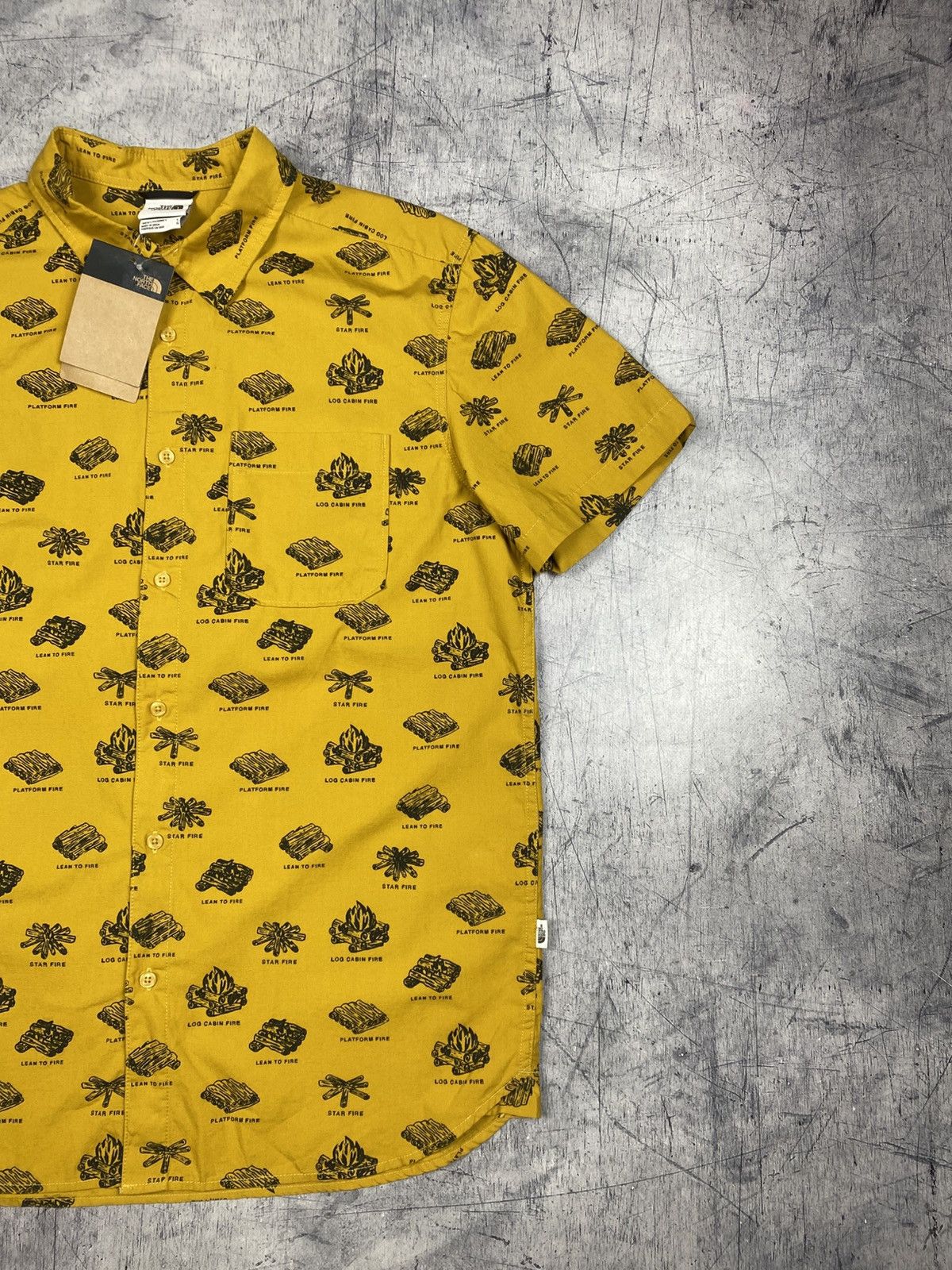 The North Face The North Face Camp Print Button Up Shirt – New With Tags Size US L / EU 52-54 / 3 - 4 Thumbnail
