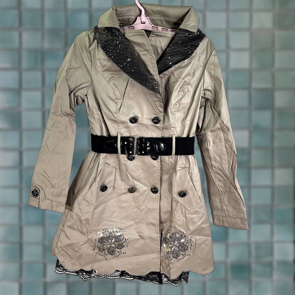 Max Mara Max Mara Beiges Rain Coat Womens Jr Size L Belted Double Breasted Sequin Pockets Lightweight Casual Formal Size L / US 10 / IT 46 - 1 Thumbnail