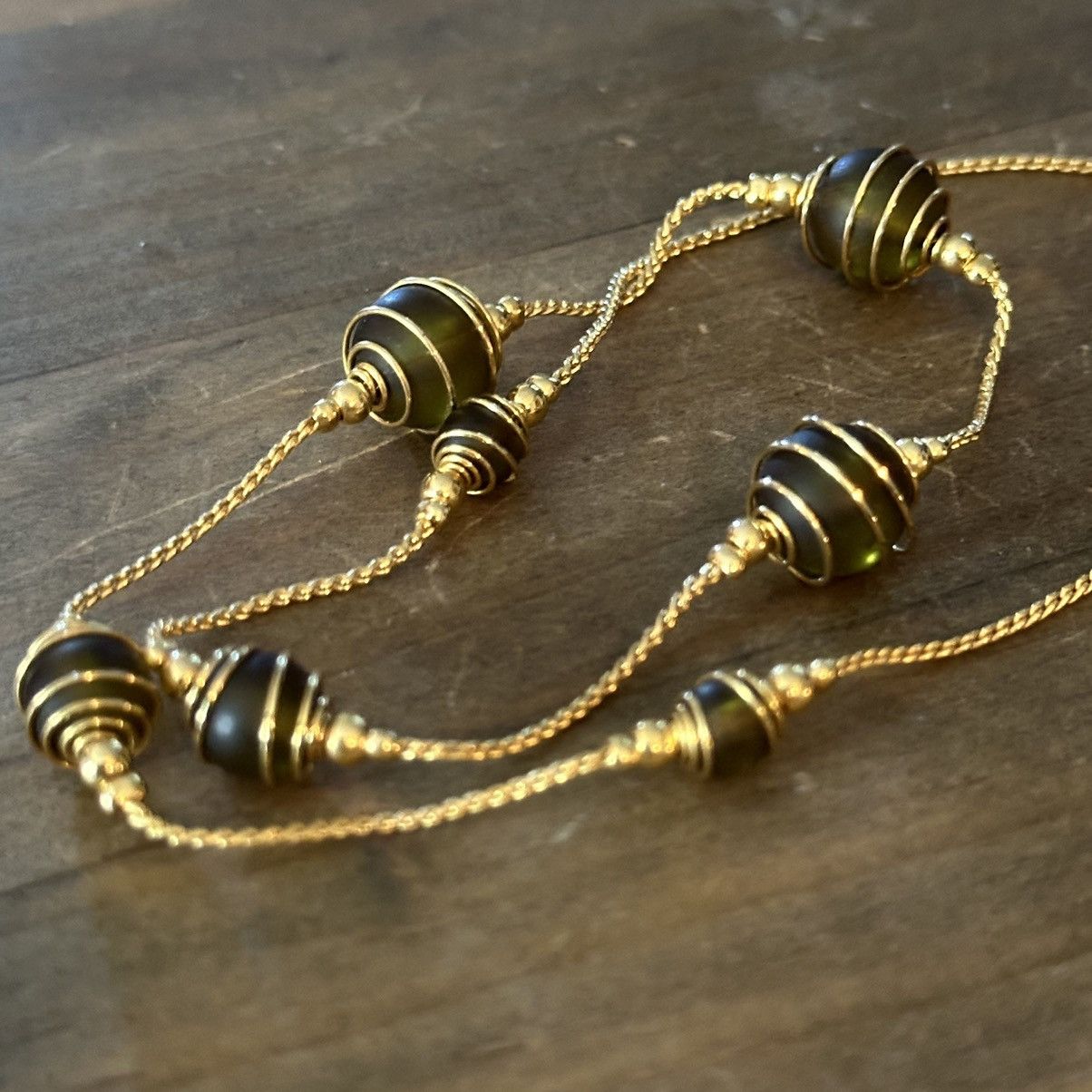 Other Wire wrapped olive glass bead necklace Size ONE SIZE - 4 Thumbnail