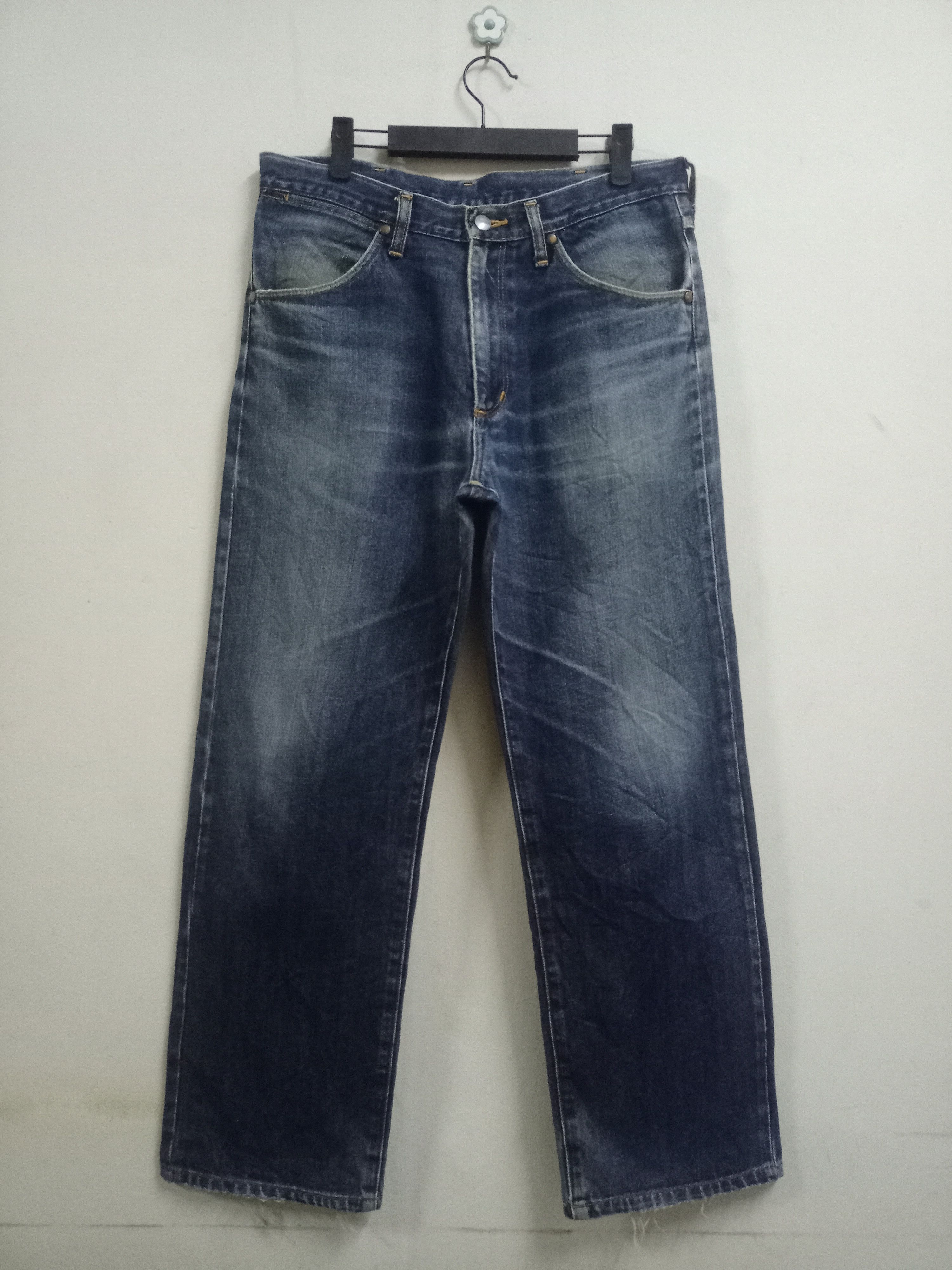 image of Distressed Denim x Wrangler Vintage Wrangler Blue Wash Distressed Baggy Jeans 33X29, Men's