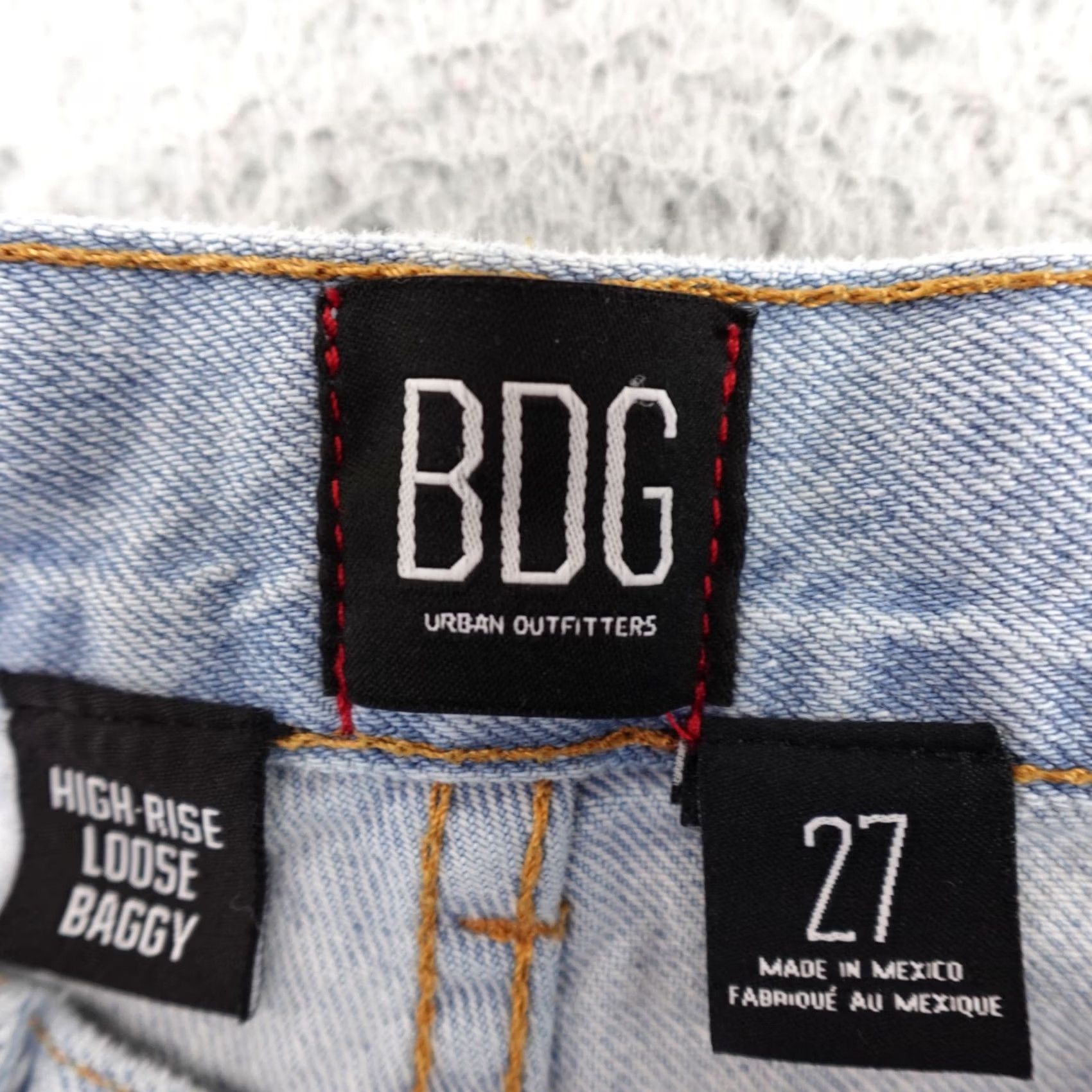 Urban Outfitters Urban Outfitters Jeans Womens 27 Blue High Rise Loose Baggy Distressed BDG Light 90s Grunge Retro Size 27" / US 4 / IT 40 - 2 Thumbnail