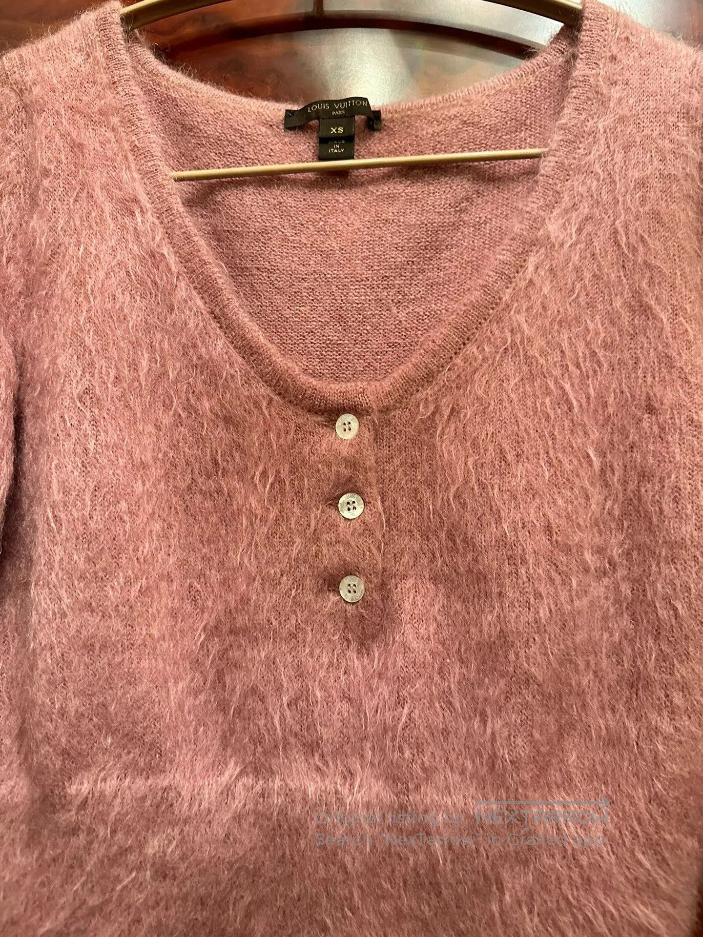Louis Vuitton Louis Vuitton Runway Top XS. Size XS / US 0-2 / IT 36-38 - 4 Thumbnail