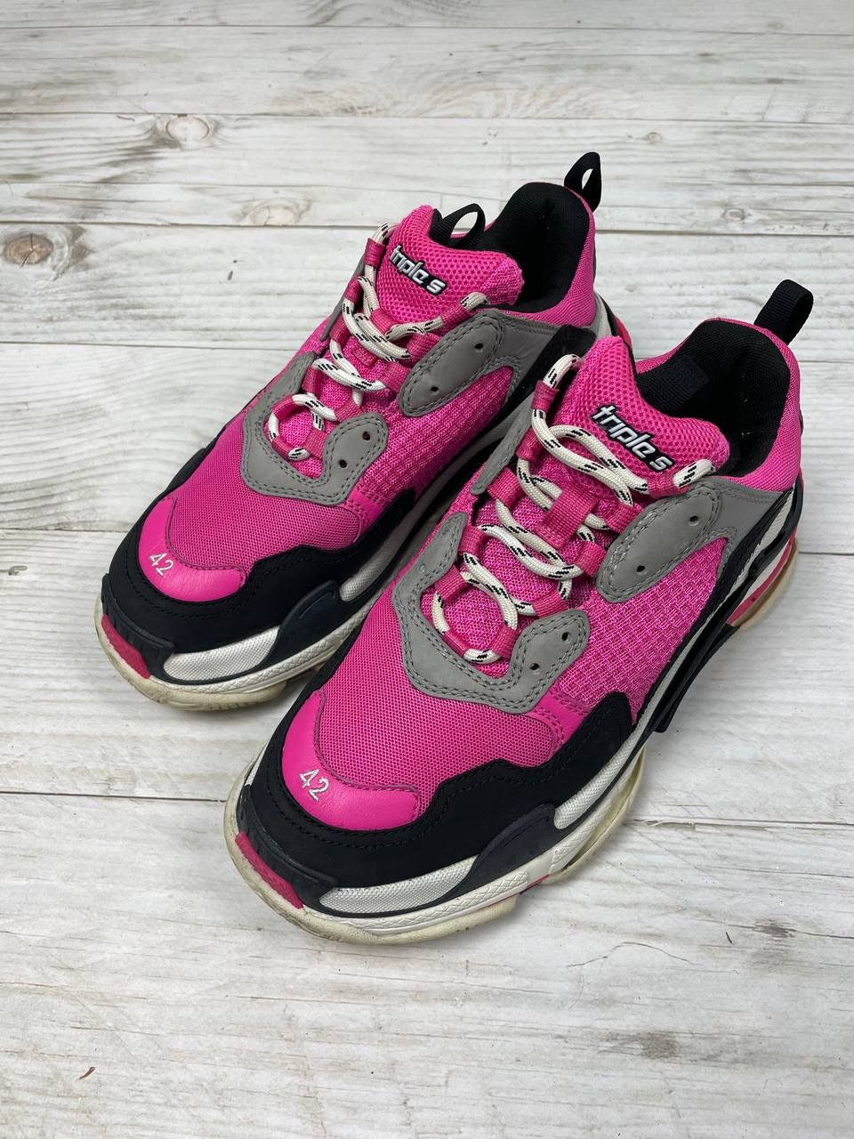 Balenciaga Balenciaga Triple S Pink Black Grey Sneaker Y2K Size US 8.5 / EU 41-42 - 1 Thumbnail