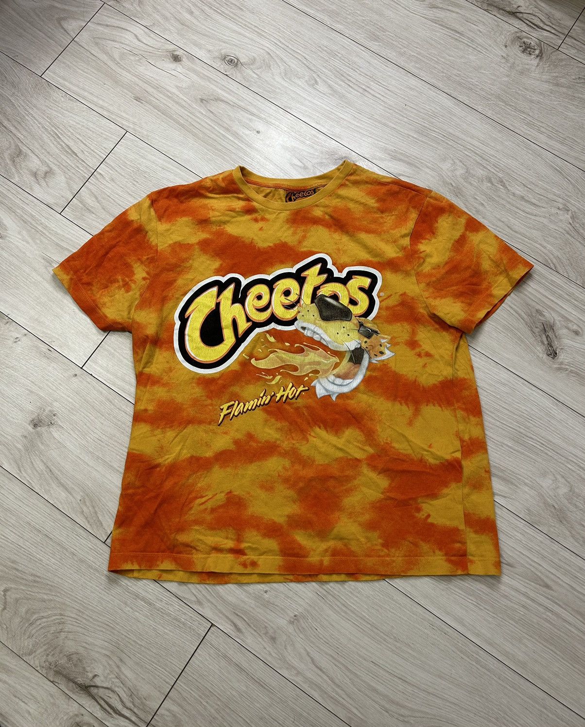 Vintage Vintage Flamin' Hot Cheetos Graphic Print Tee Shirt Size US XL / EU 56 / 4 - 1 Thumbnail