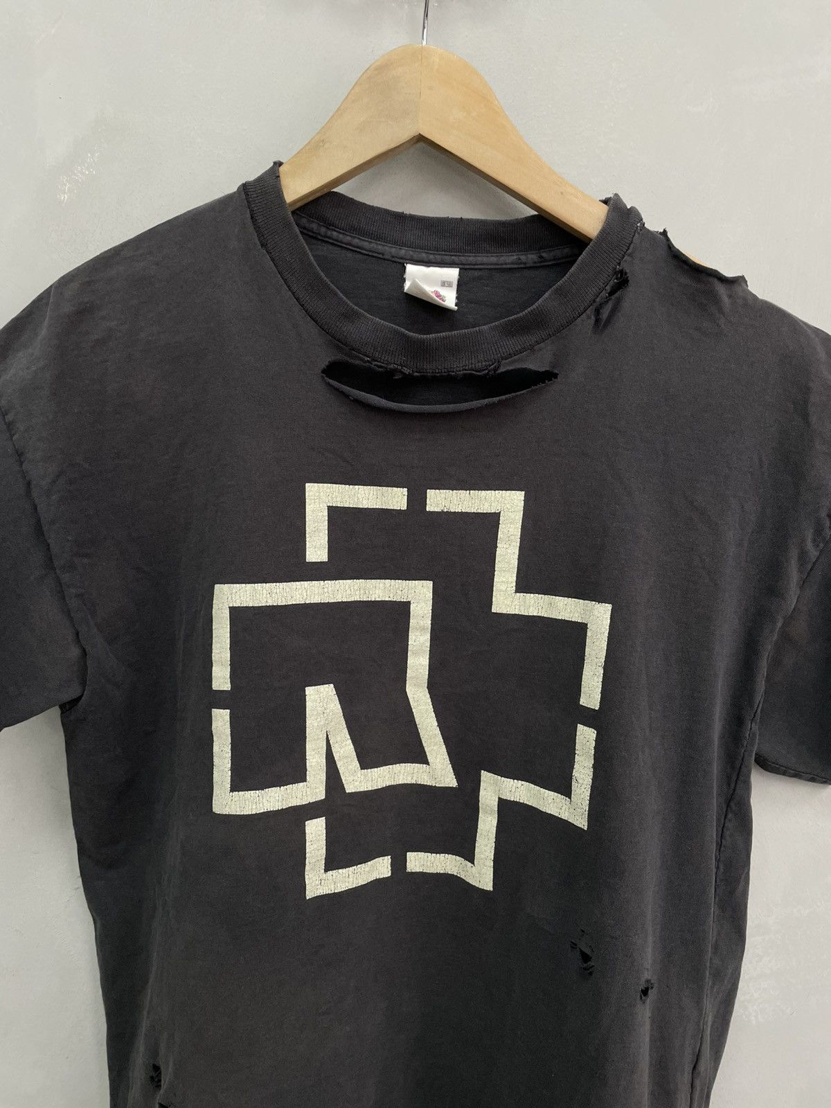 Vintage Rammstein Band Tee balenciaga style faded t-shirt Size US L / EU 52-54 / 3 - 2 Thumbnail