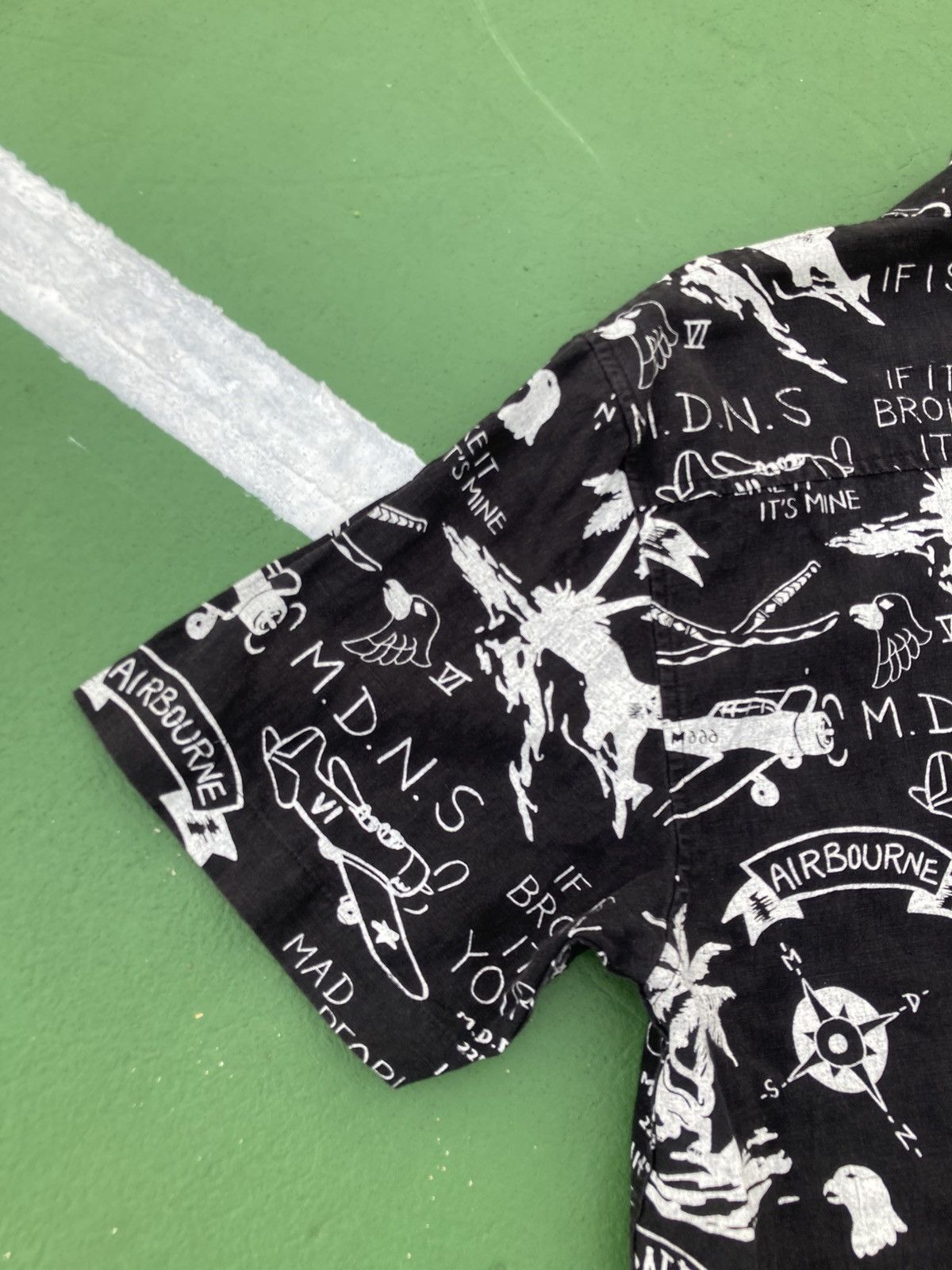Madness Madness 18SS Collage AOP Graphic Illustration Shirt Size US XL / EU 56 / 4 - 17 Thumbnail