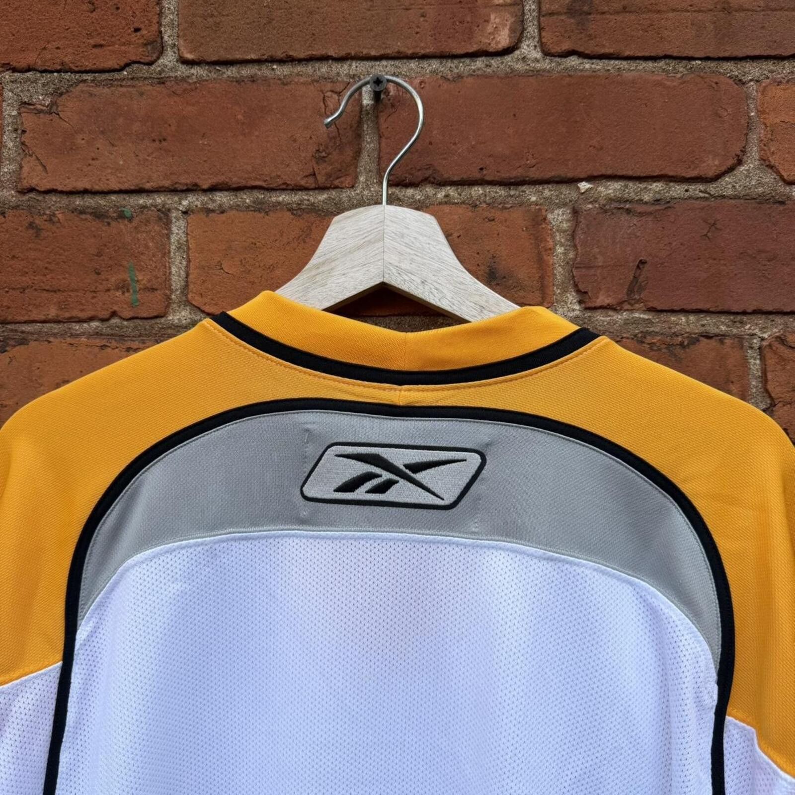 Reebok Vintage Sarina sting autographed Reebok jersey L OHL Size US L / EU 52-54 / 3 - 7 Thumbnail