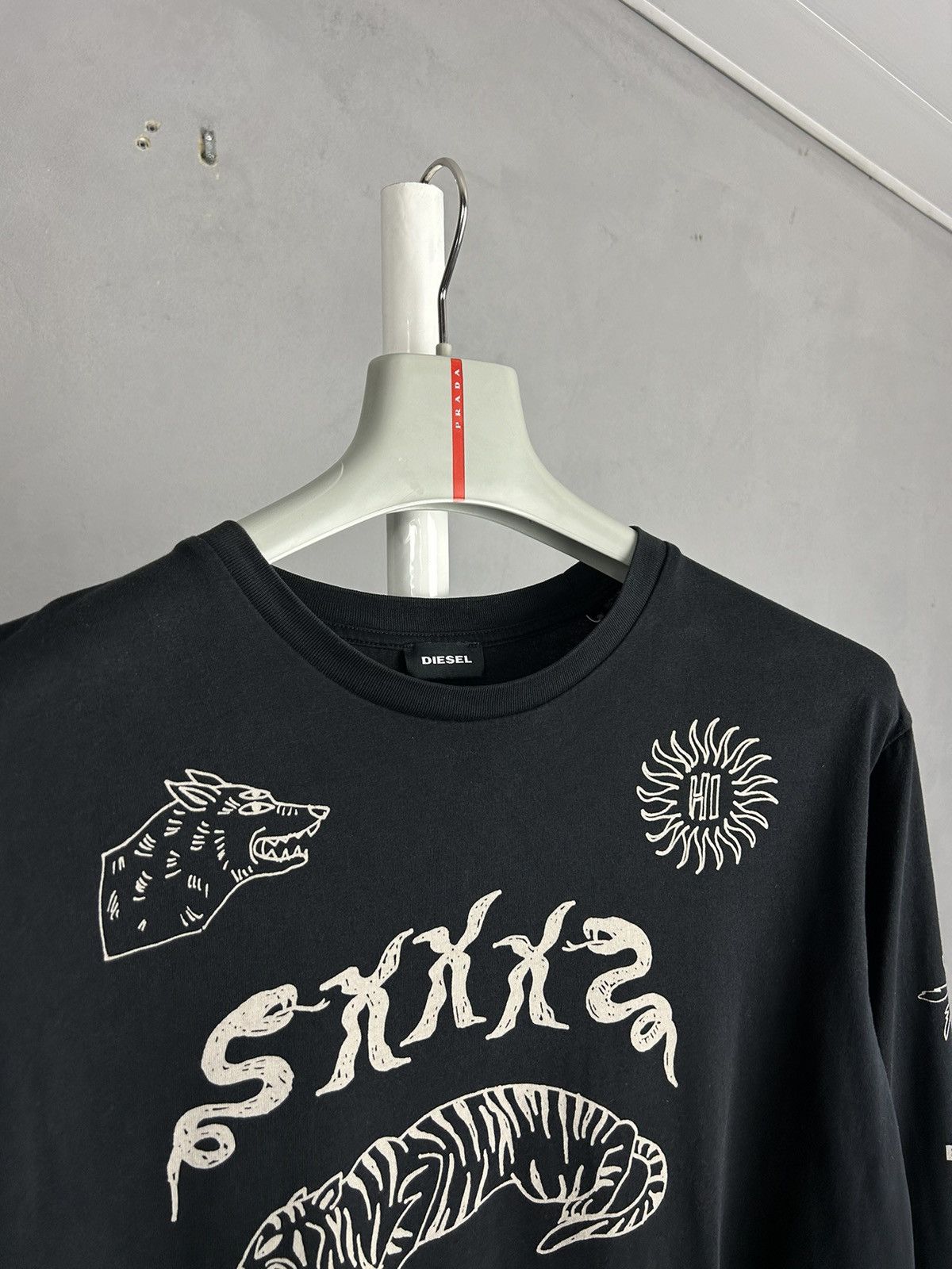 Diesel Diesel Graphic Long Sleeve Black Tiger Print Shirt Size L Size US L / EU 52-54 / 3 - 3 Thumbnail