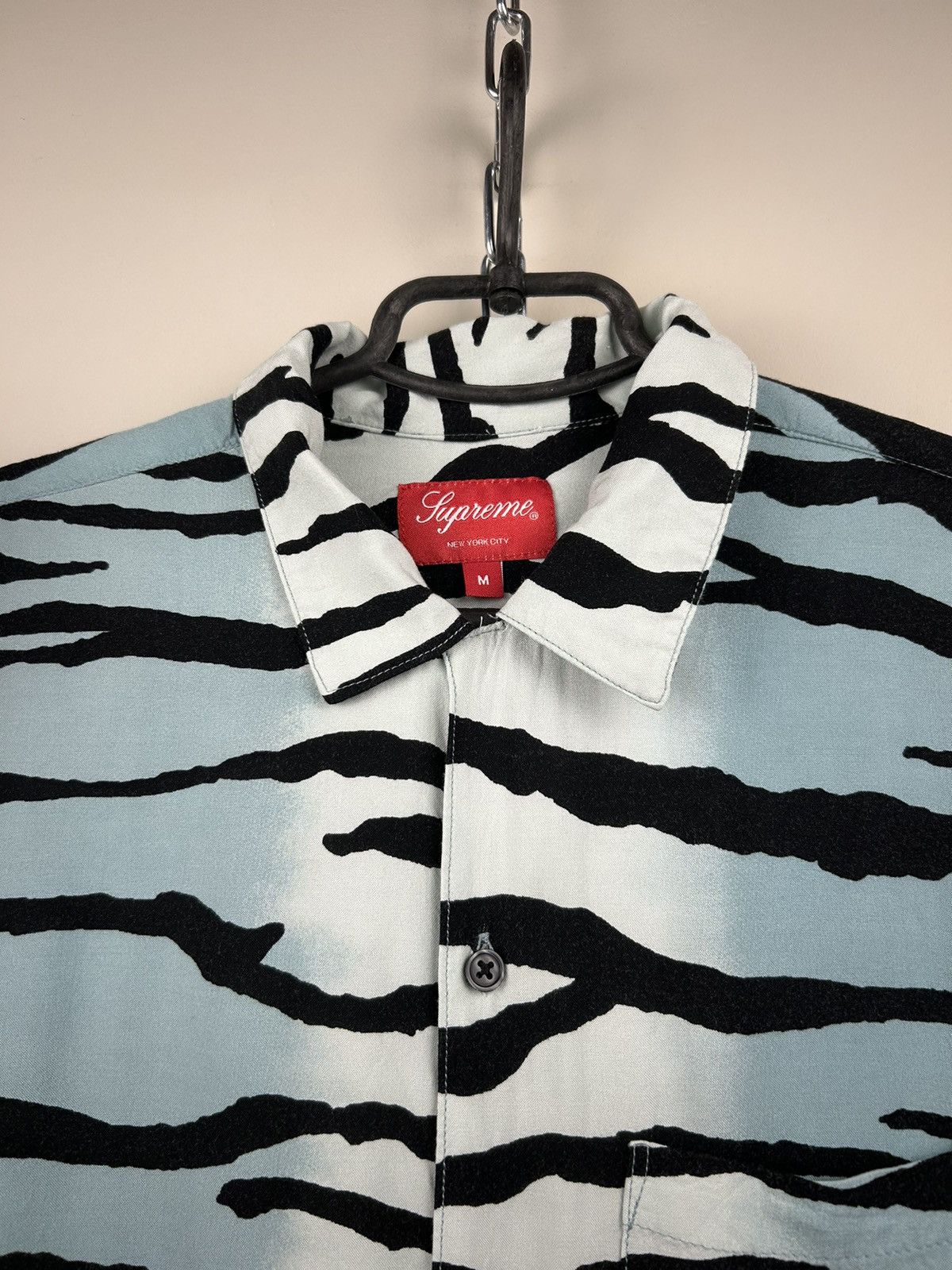 Supreme Supreme Tiger Stripe Rayon Shirt Size US M / EU 48-50 / 2 - 2 Thumbnail