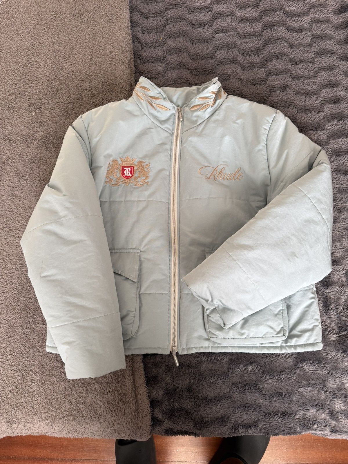 Rhude Rhude Championnat Puffer 'Stone Blue' Size US L / EU 52-54 / 3 - 3 Thumbnail