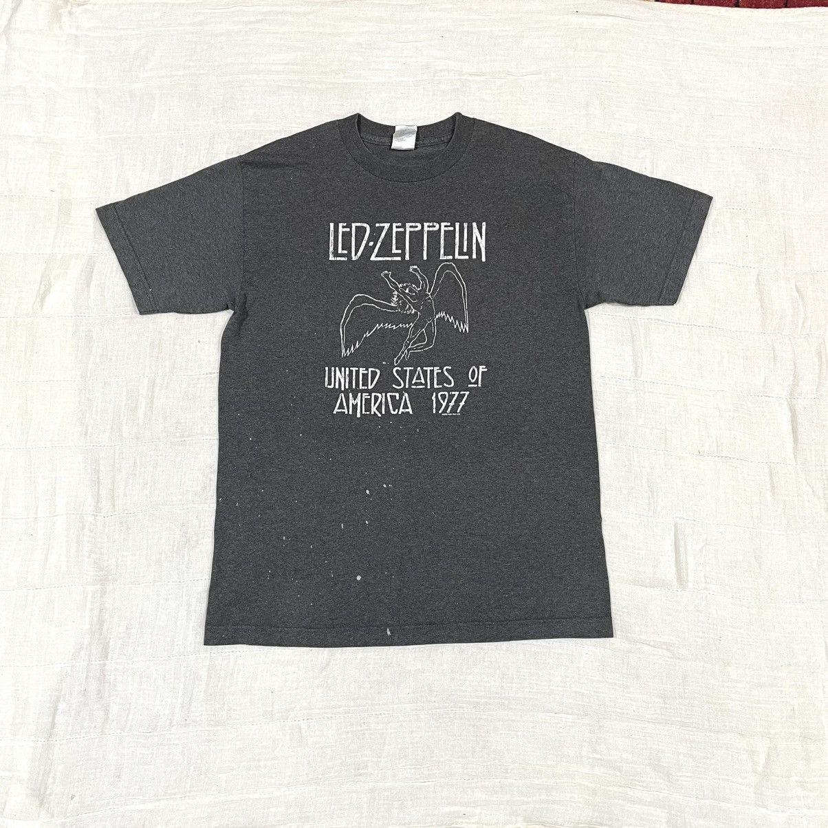 Band Tees Vintage 2003 Thrashed Faded Led Zeppelin Band Rare T Shirt Size US M / EU 48-50 / 2 - 2 Thumbnail