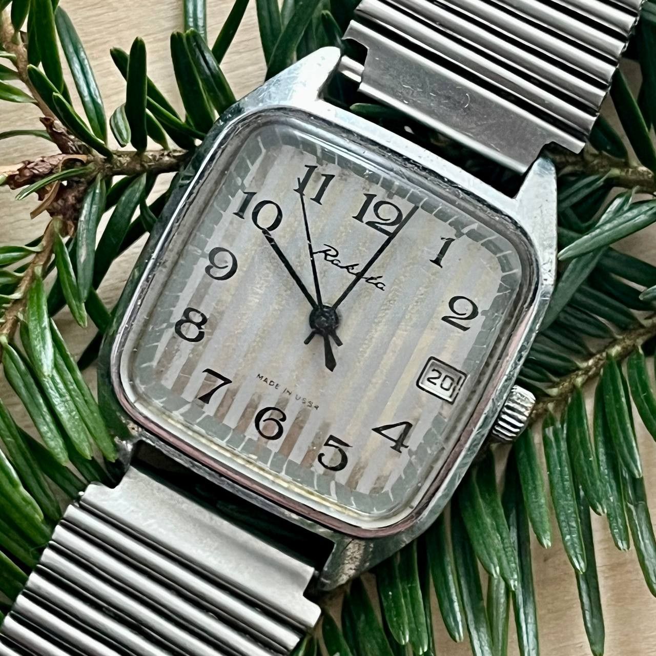 Vintage Raketa Wristwatch USSR Mechanical Size ONE SIZE - 1 Thumbnail