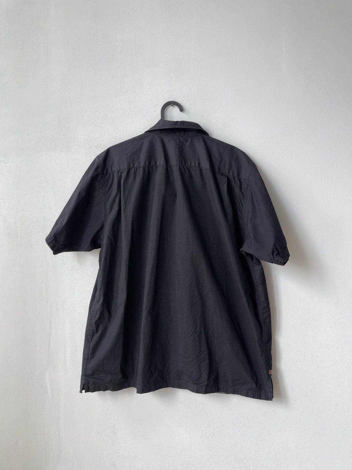 Other ALINGHI Mens Black Short Sleeve Cotton Vintage Shirt Size L Size US L / EU 52-54 / 3 - 9 Thumbnail