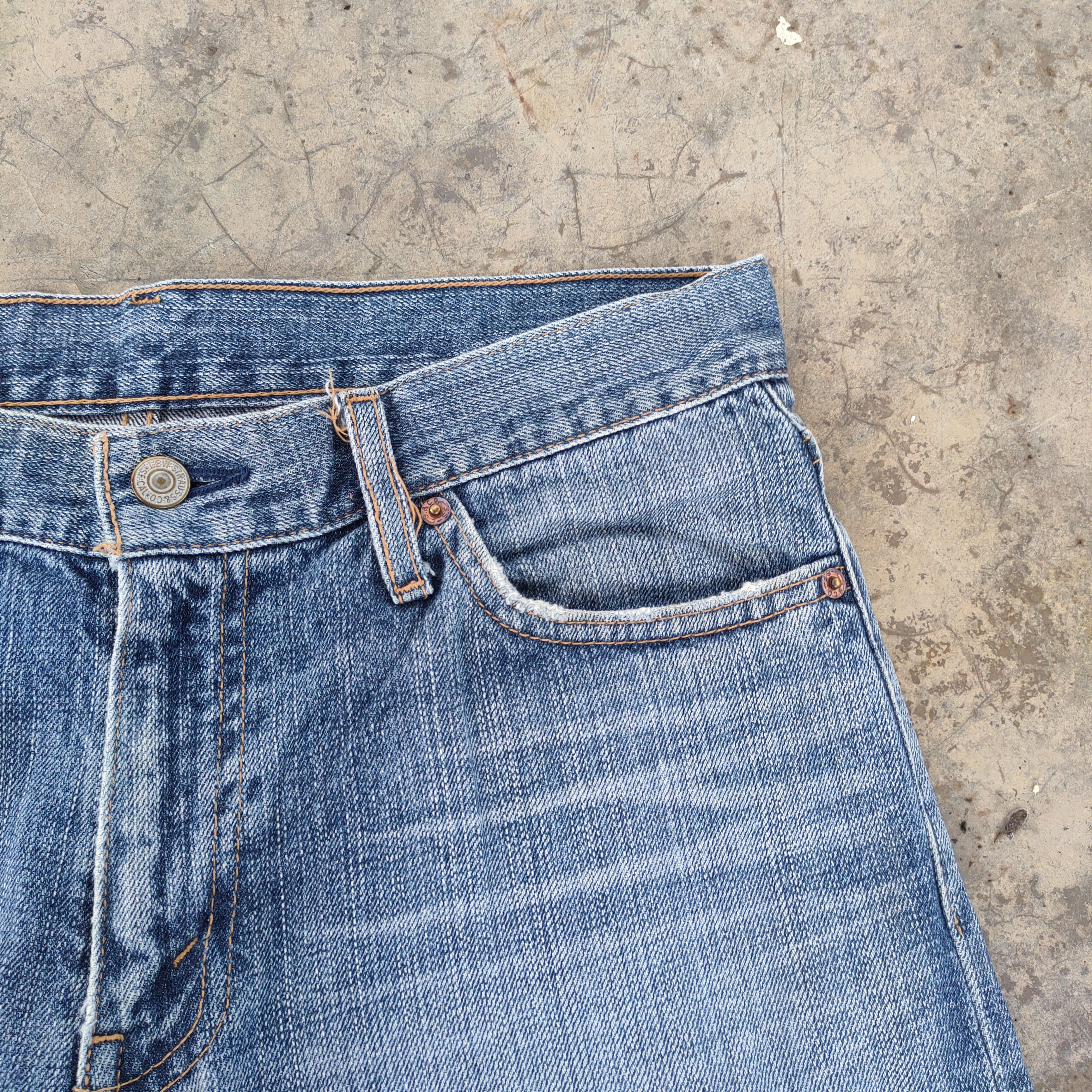 Levi's Vintage Clothing VINTAGE LEVI'S 533 FADED DENIM JEANS PANTS Size US 33 - 7 Thumbnail
