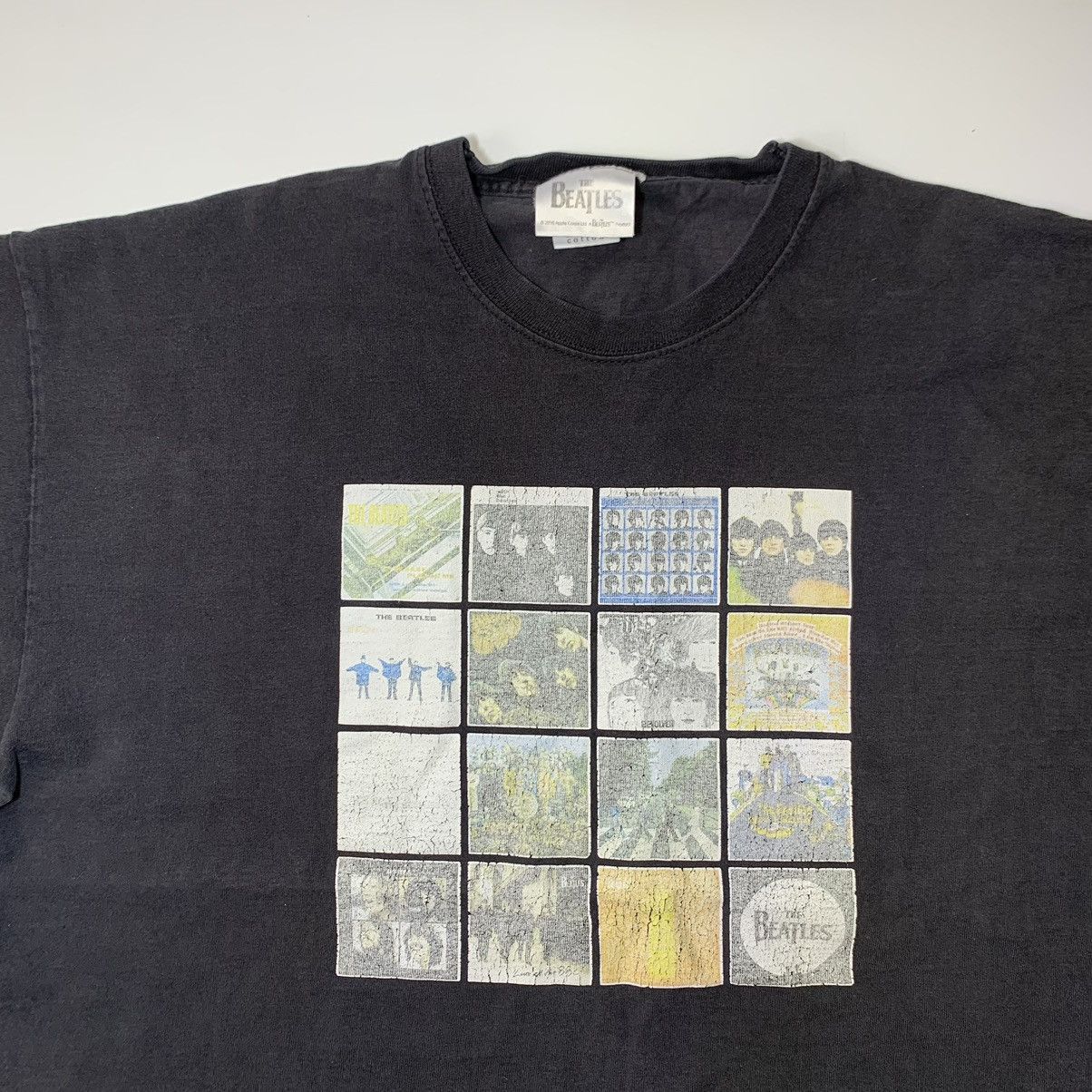 Band Tees Vintage Tee The Beatles 2010 Size US XL / EU 56 / 4 - 2 Thumbnail
