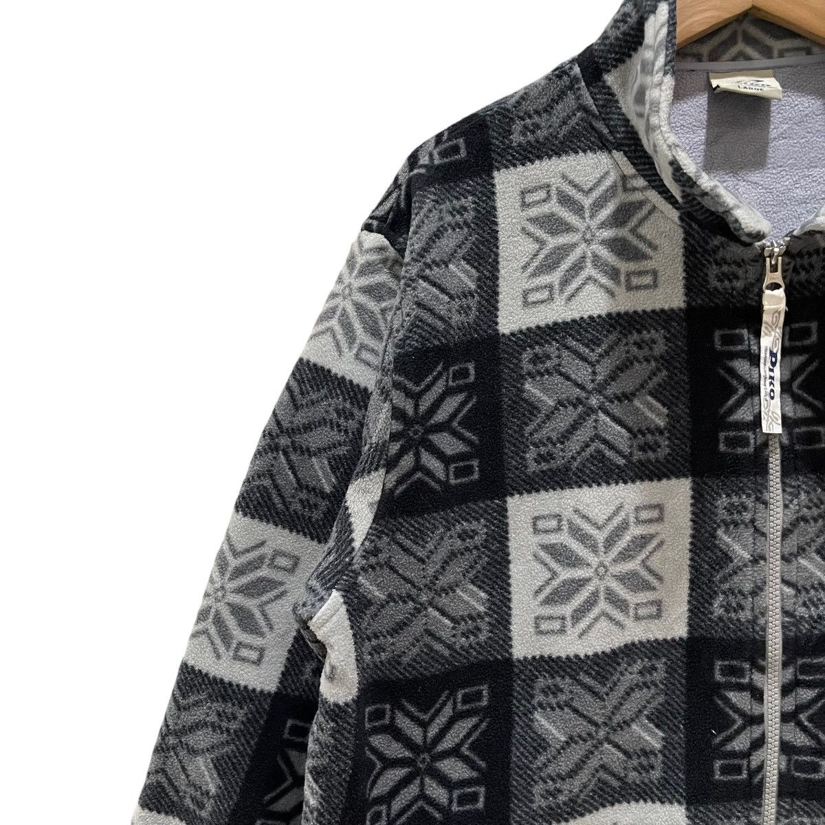 Vintage Vintage Piko Hawaiian Aztec Design Zipper Jacket Size US L / EU 52-54 / 3 - 4 Thumbnail