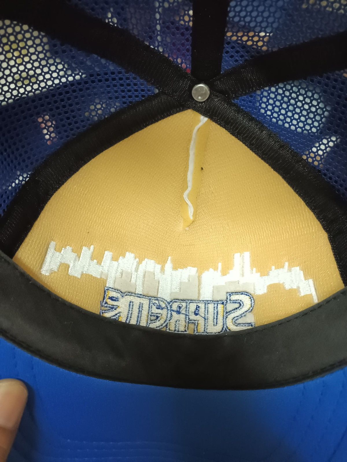 Supreme × Vintage Supreme Skyline 2003 Trucker Hat Size ONE SIZE - 6 Thumbnail