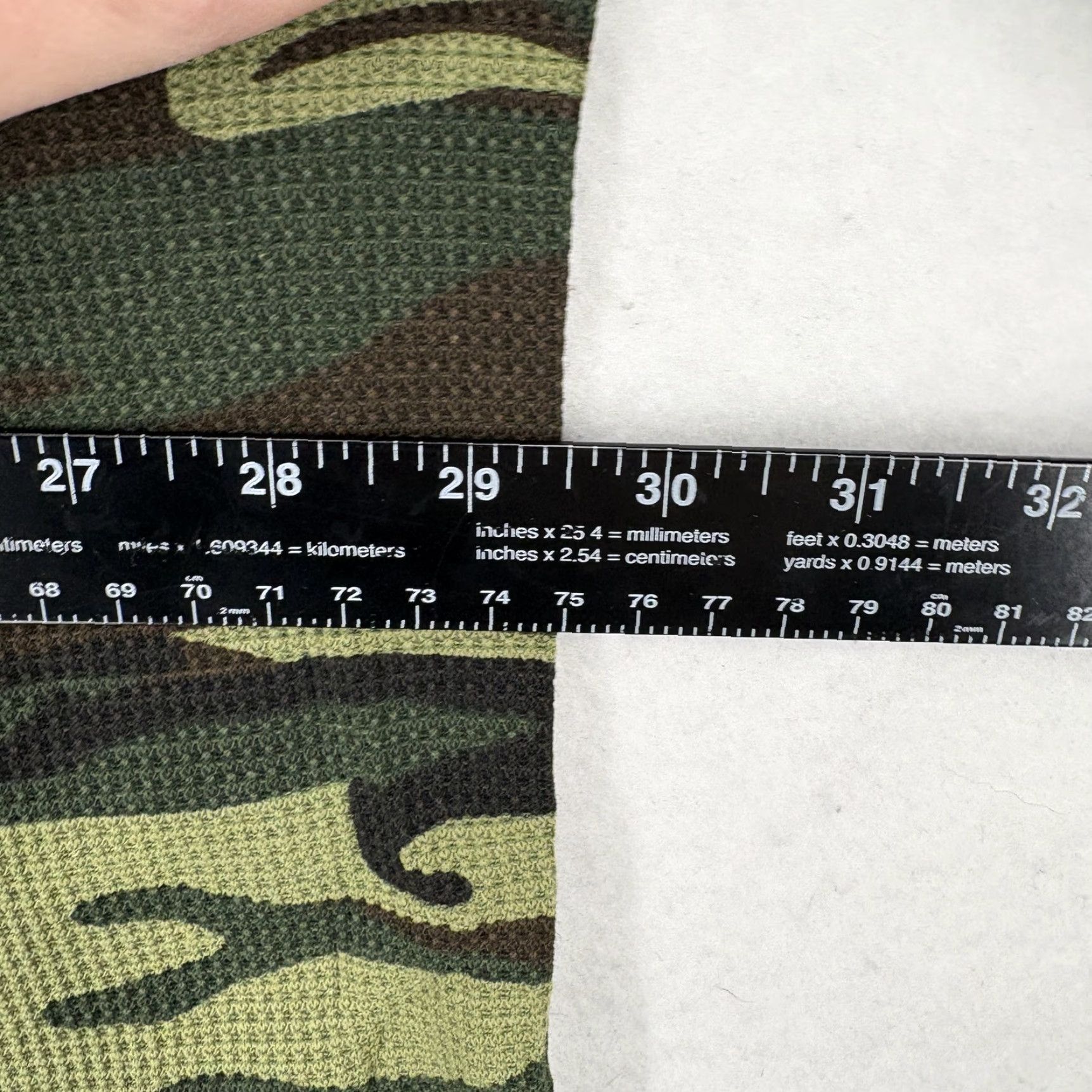 Rothco Rothco Shirt Mens 5XL Green Camo Thermal Long Sleeve Crew Neck Military Rugged Size US XXL / EU 58 / 5 - 7 Thumbnail