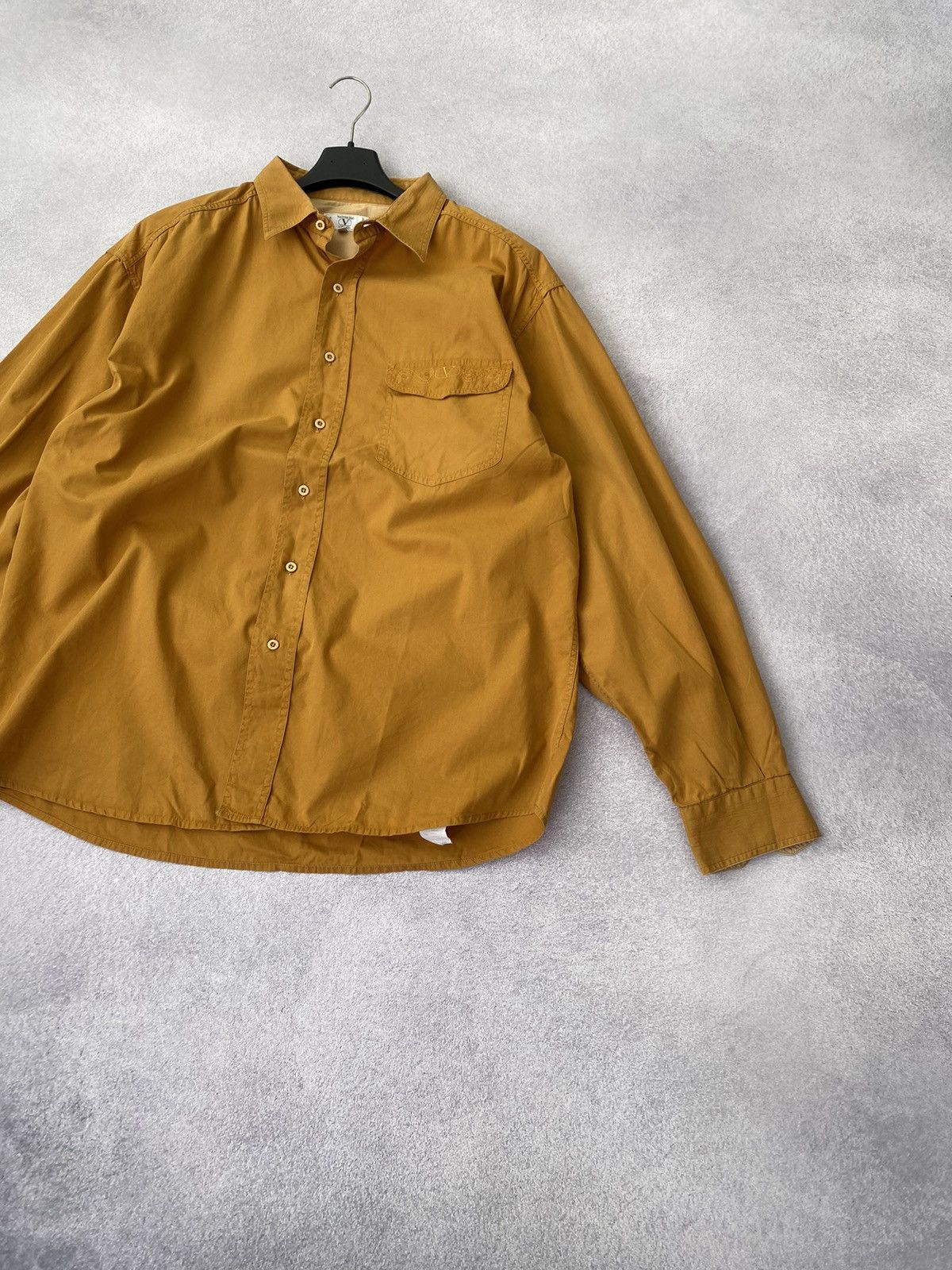 Designer × Valentino × Vintage Vintage Valentino Uomo Button Up Shirt Size US M / EU 48-50 / 2 - 4 Thumbnail