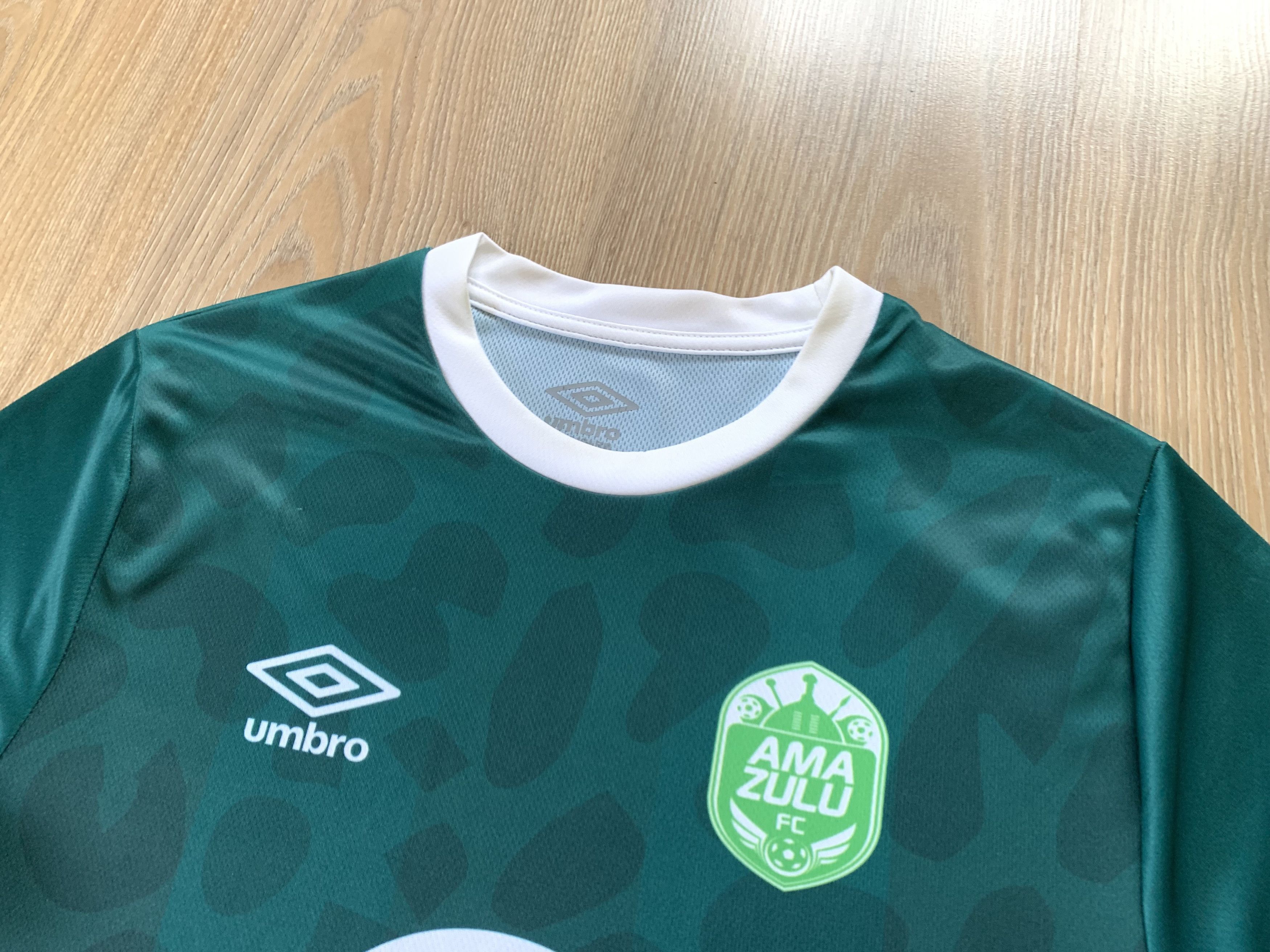 Umbro × Vintage Umbro AmaZulu FC Training Soccer Jersey T-Shirt Size US S / EU 44-46 / 1 - 4 Thumbnail