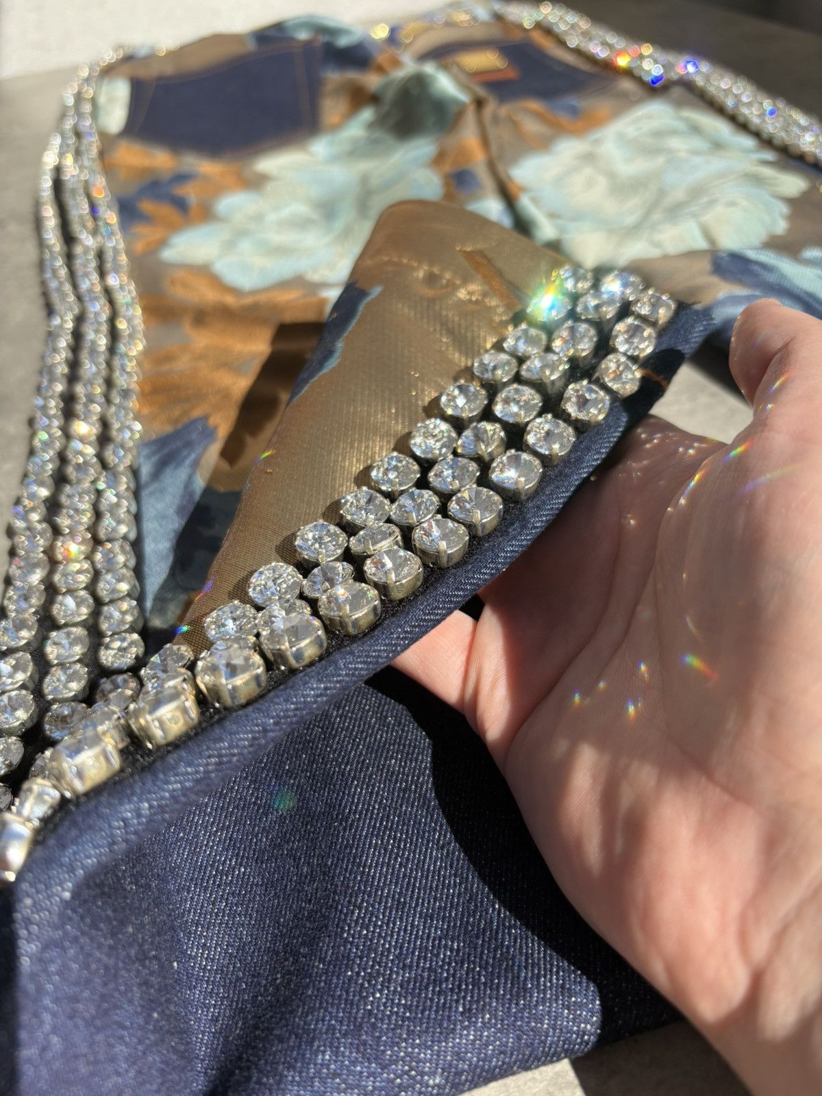 Dolce & Gabbana Dolce & Gabbana denim trousers with crystals high waisted Size 26" / US 2 / IT 38 - 6 Thumbnail