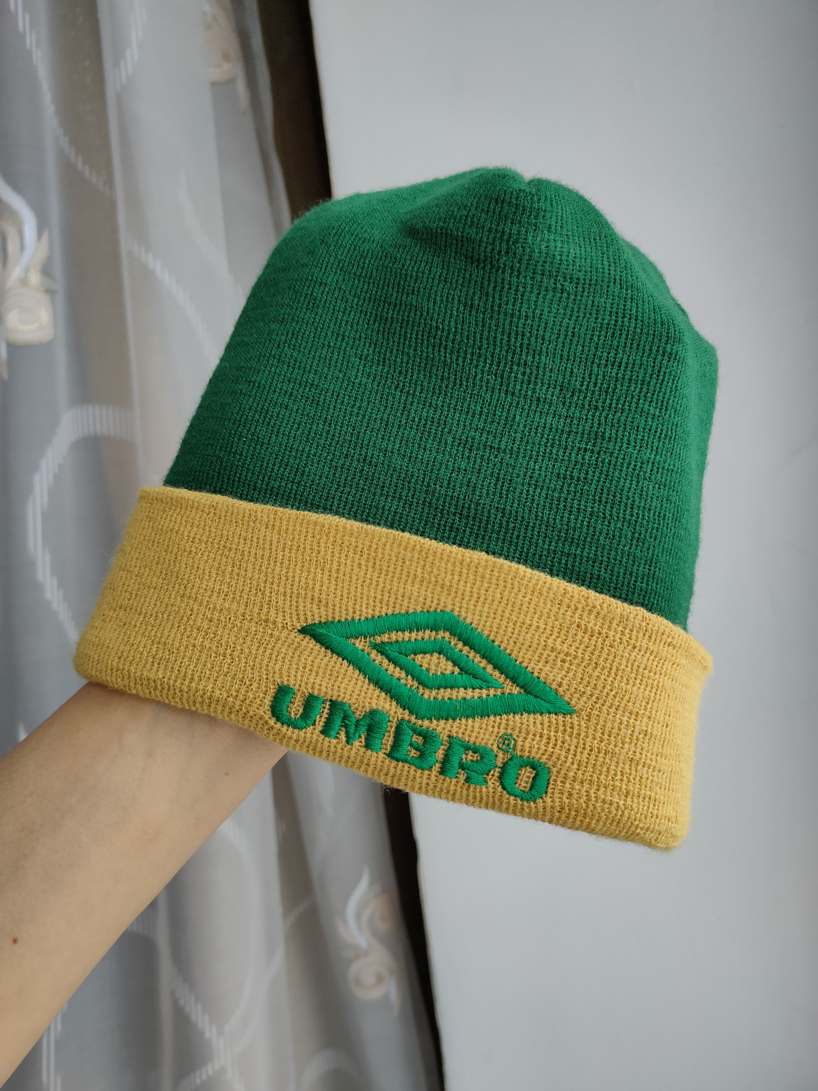 Umbro Vintage Umbro Beanie Hat Football Hat Umbro England Size ONE SIZE - 5 Thumbnail