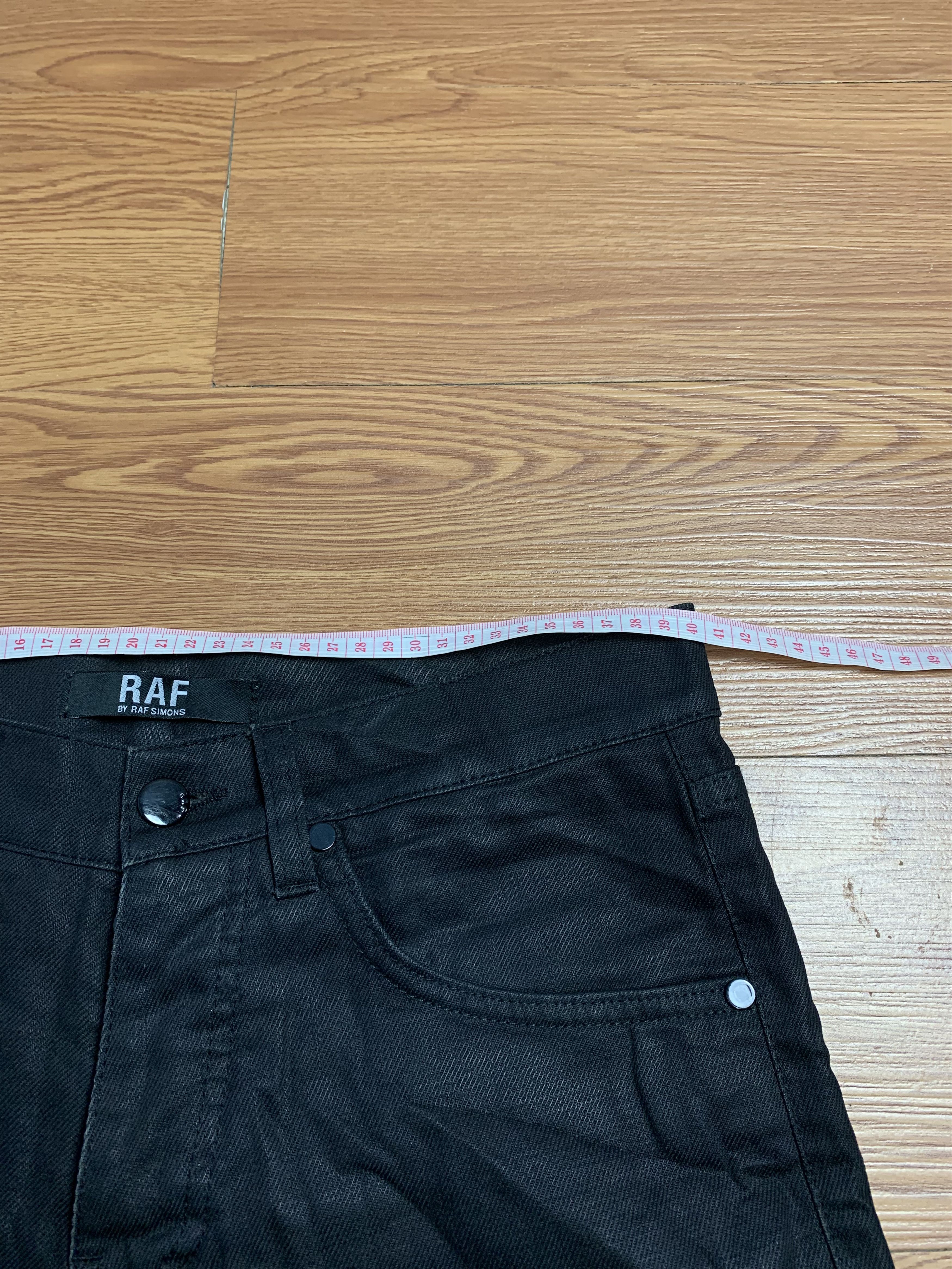 Raf Simons Raf Simons Black Coated Denim Size US 31 - 13 Thumbnail
