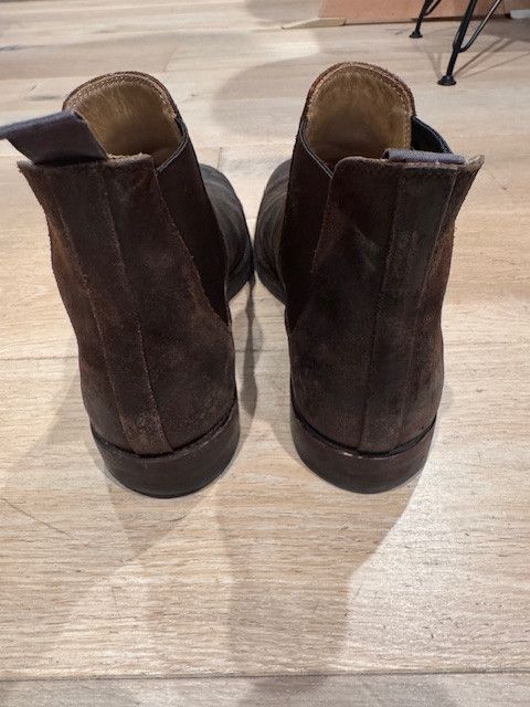 Crockett & Jones Chelsea 5 Dark Brown Rough-Out Suede Size US 9 / EU 42 - 4 Thumbnail