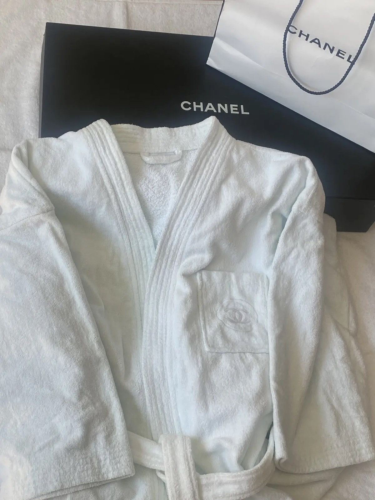Chanel CHANEL bathrobe Size ONE SIZE - 2 Thumbnail