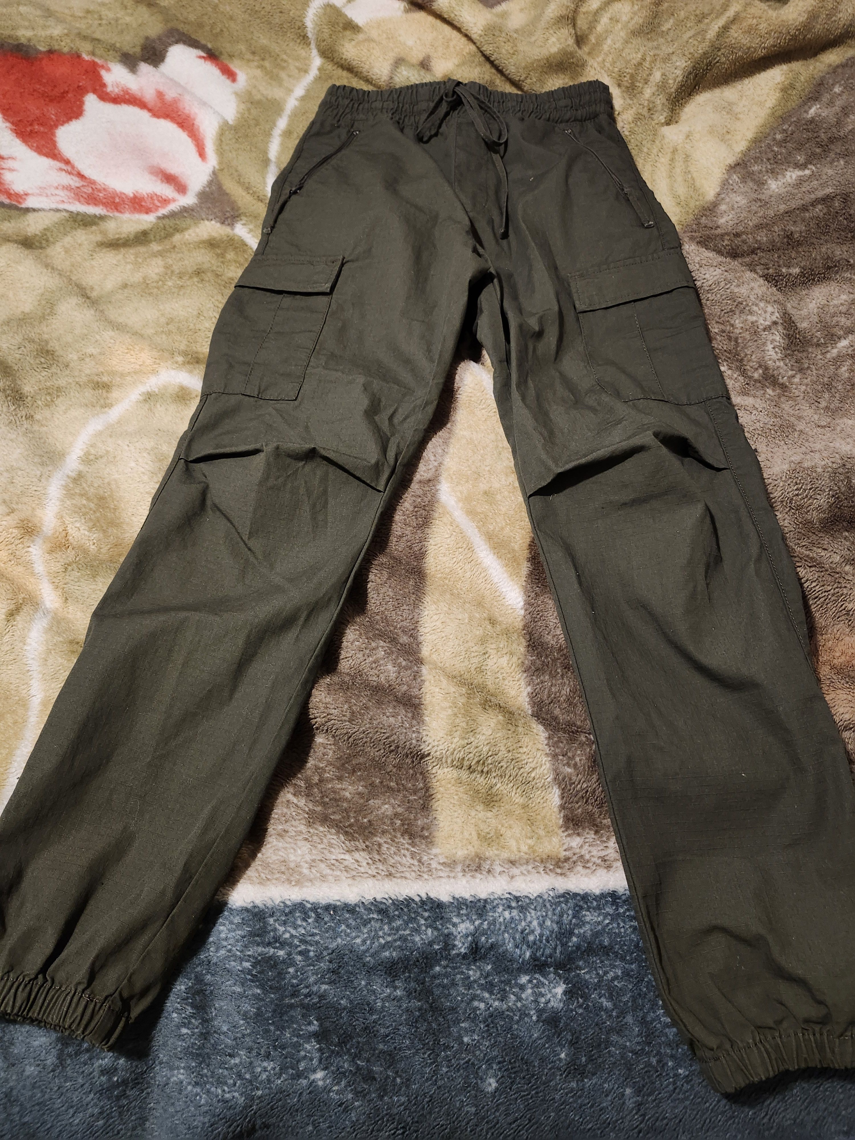 Image of Carhartt Wip Khaki Jogger Cargo Pants, Men's (Size 30)