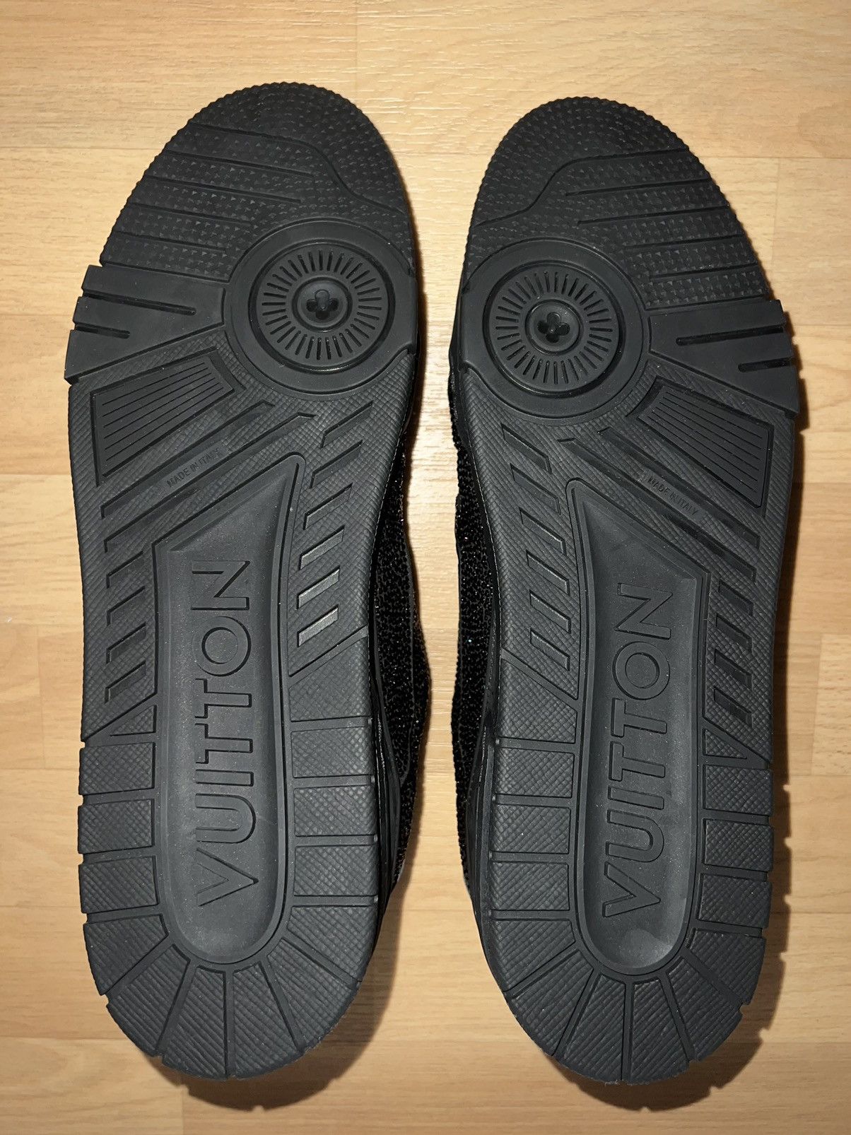 Louis Vuitton Louis Vuitton Crystal Trainer Size US 12 / EU 45 - 6 Thumbnail