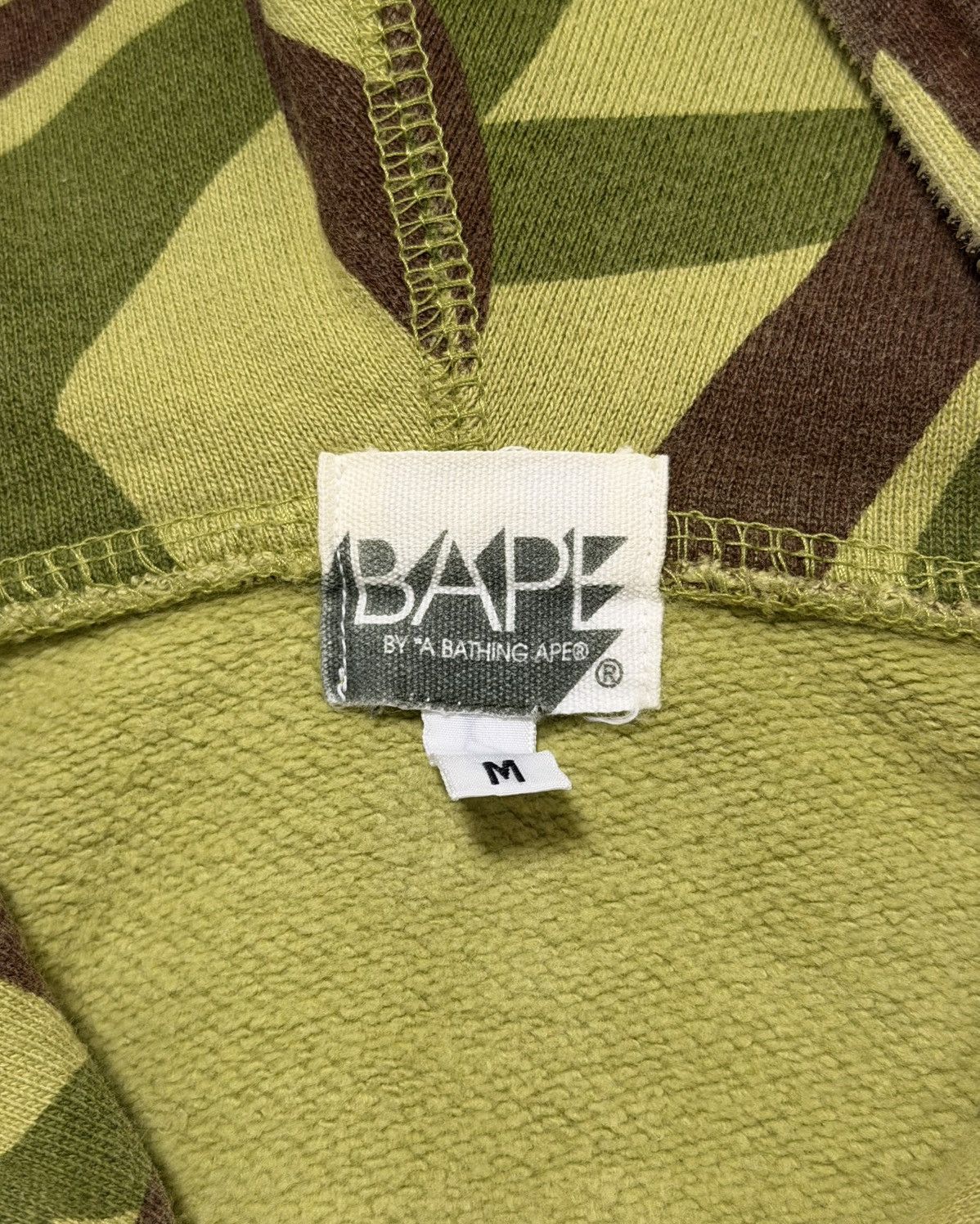 Bape A BATHING APE Vintage Tribal Camo Full-Zip Hoodie Size US M / EU 48-50 / 2 - 6 Thumbnail